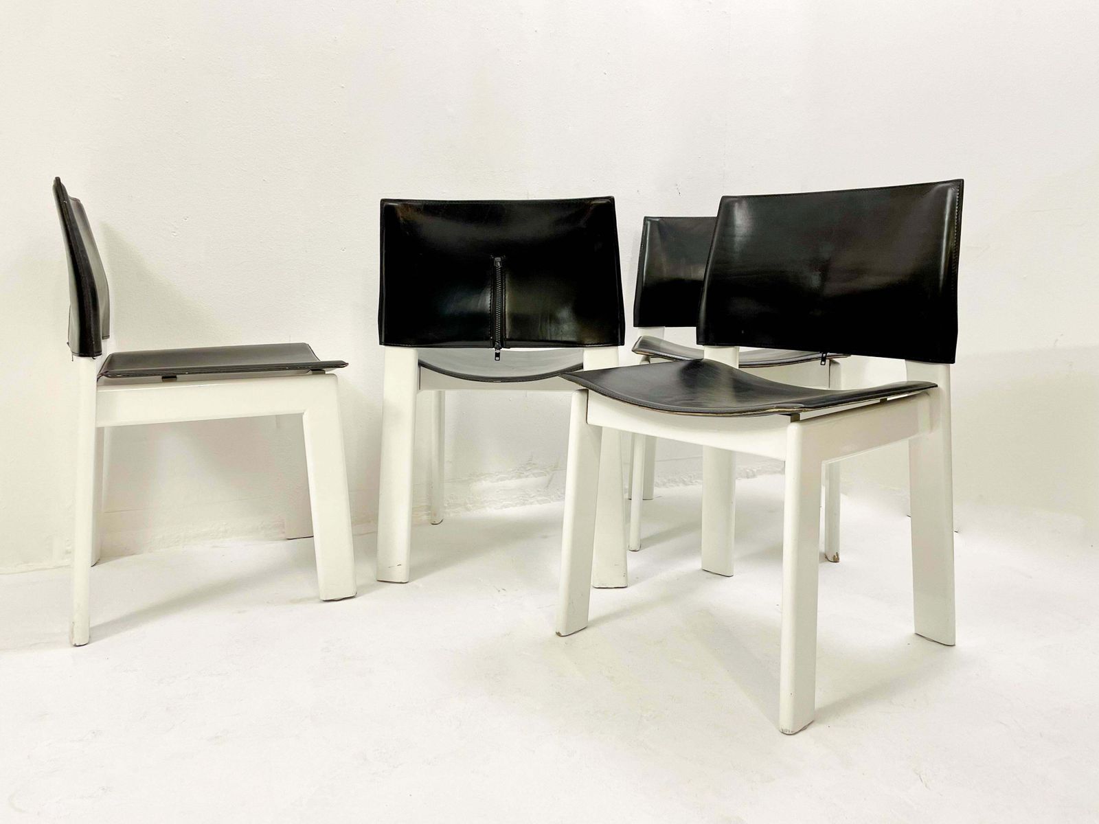 Mid Century Modern Set Of 4 Chairs, White Wood And Black Leather, Italy, 1970s photo 2441.0