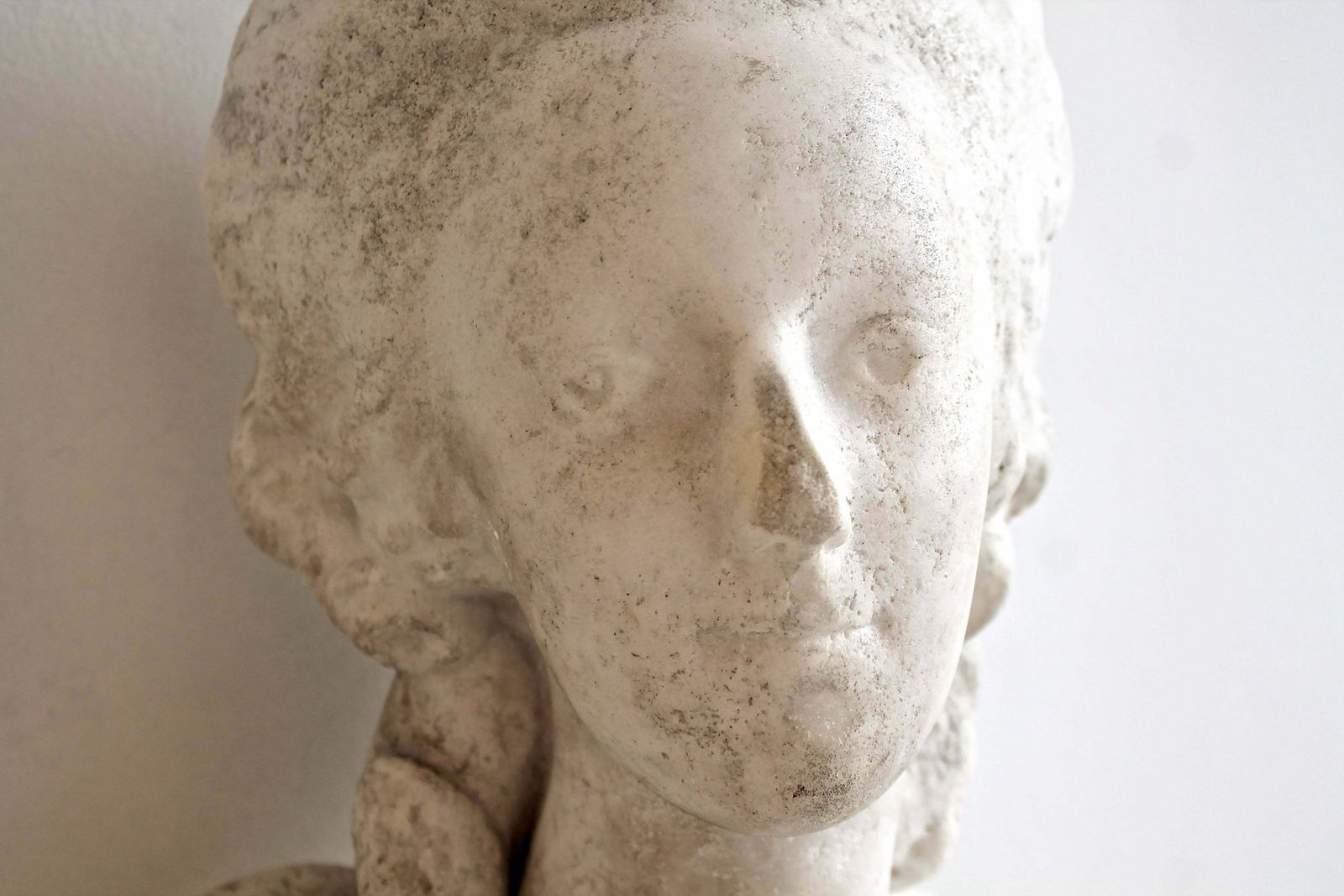 18th Century White Marble Bust Of Queen Marie Antoinette photo Art