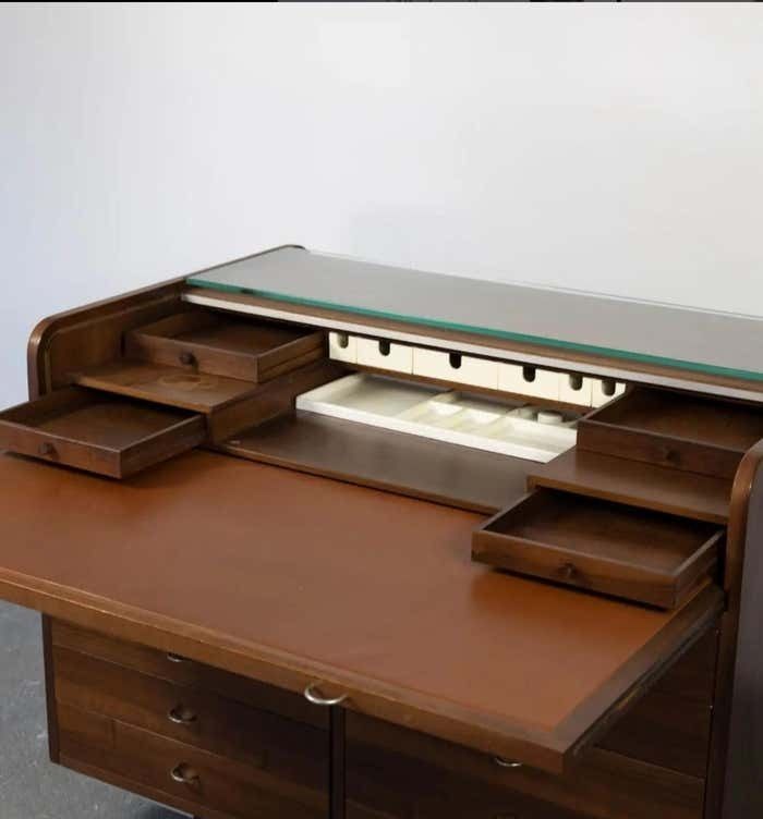 Mid Century Modern Desk Table By Gianfranco Frattini For Bernini, Italy, 1960s photo vinterior