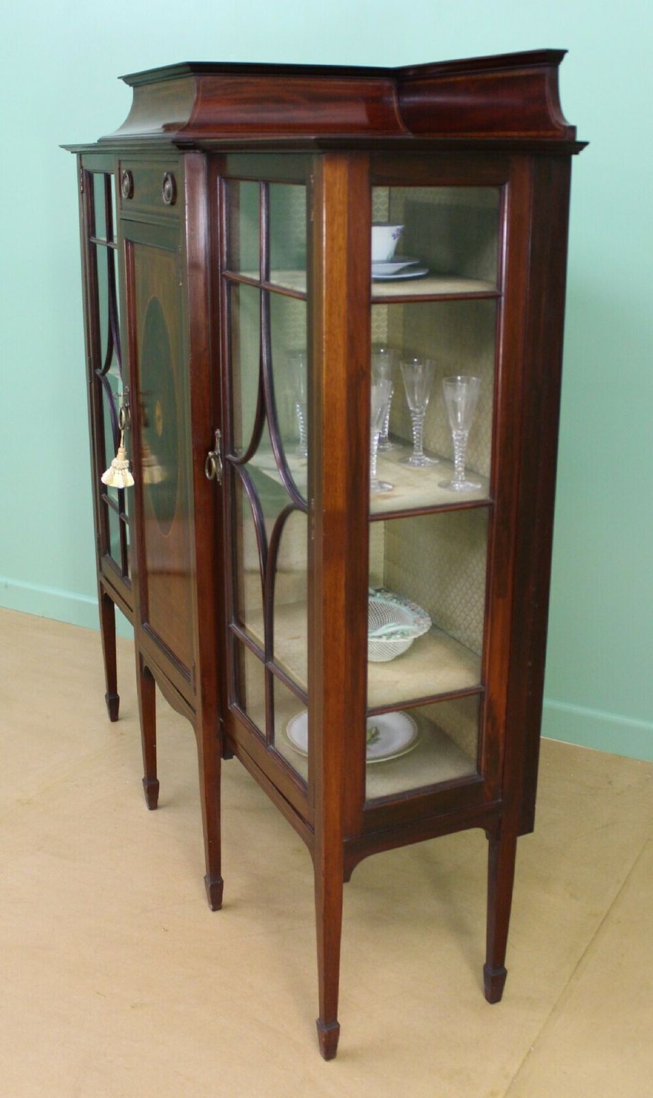 photo vintage Shapland And Petter Inlaid Mahogany Side Cabinet