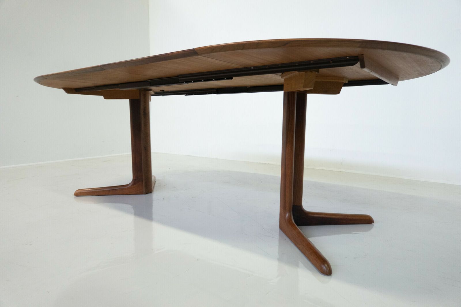 Mid Century Modern Extendable Dining Room Table By Niels Otto Møller For J.L. Møllers, 1970s photo vinterior