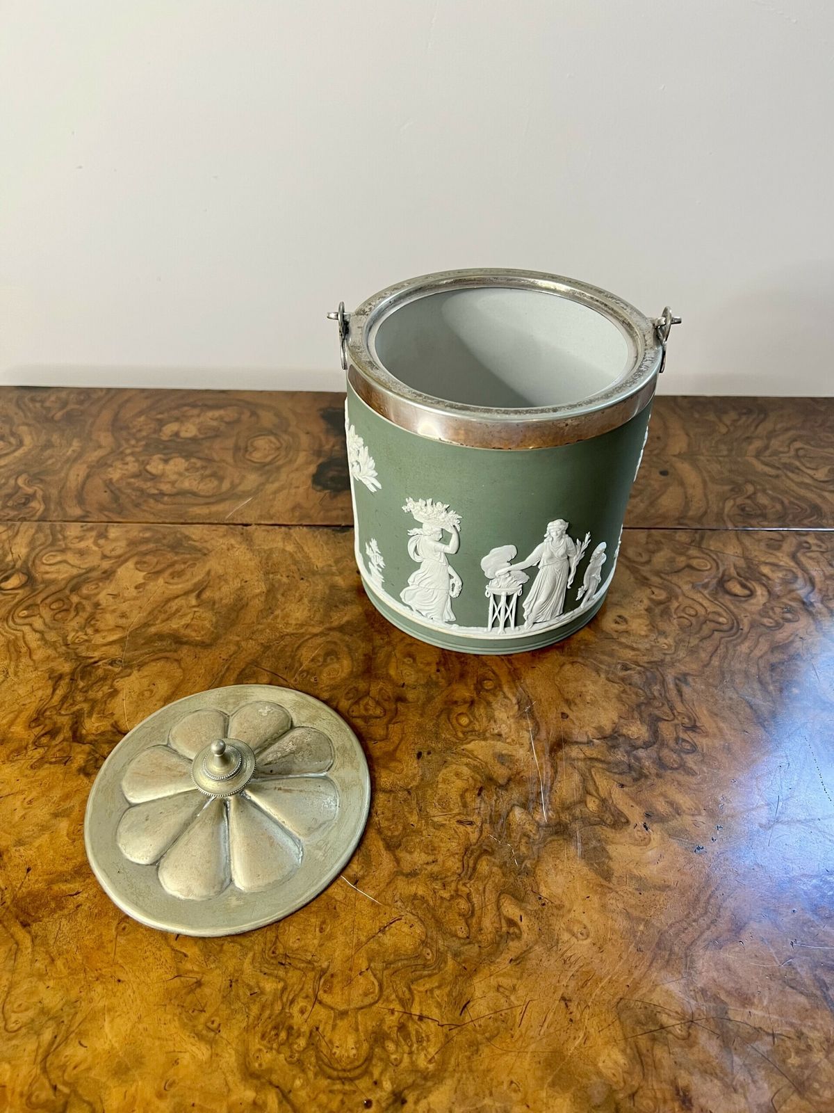 Quality Antique Wedgwood Jasper Ware Biscuit Barrel photo buy