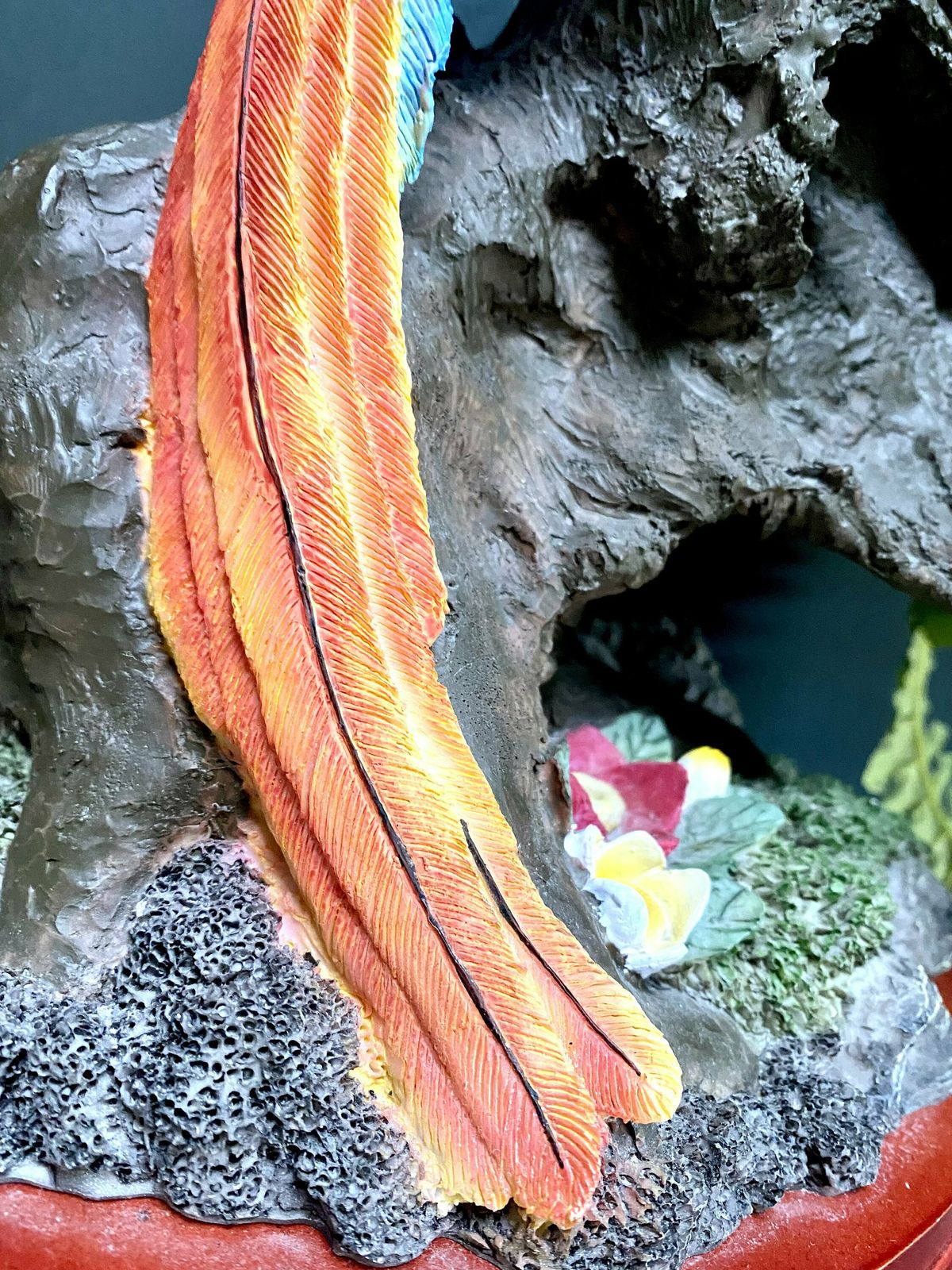 Vintage, Macaw, Parrot Ornament, Resin, On Log. Housewarming Gift, Parrot Collector Gift. photo vinterior