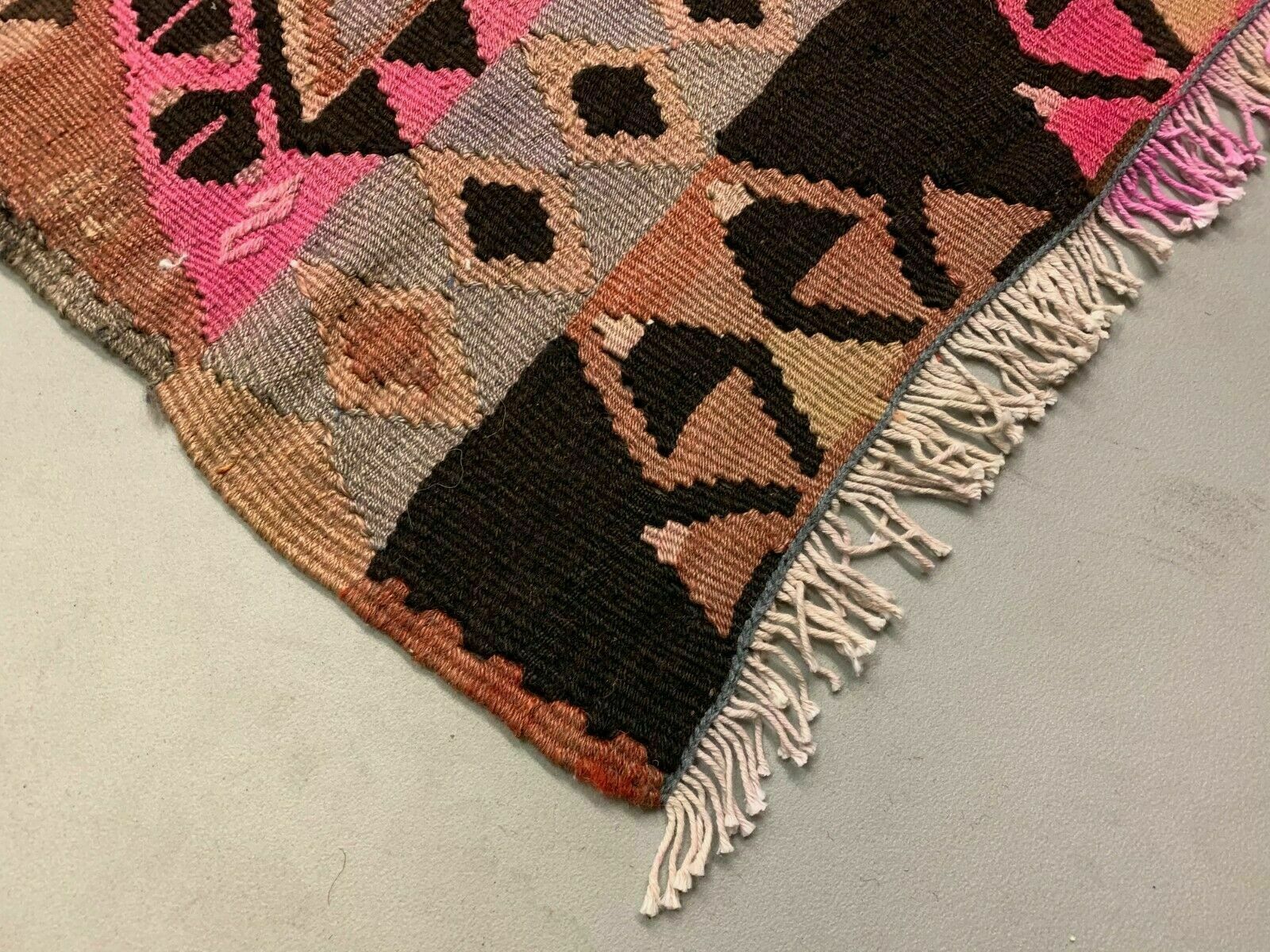 Vintage Turkish Kilim 414x174 Cm Wool Kelim Rug Large Pink, Beige, Brown, Black photo Textiles