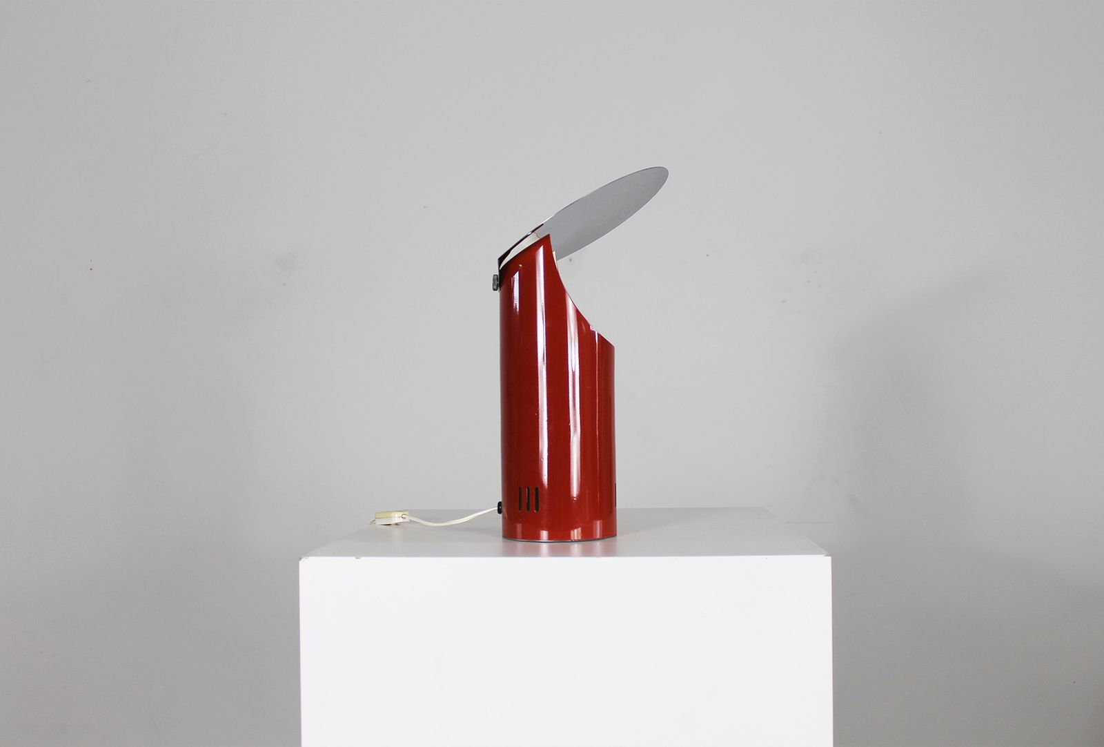 Table Lamp In Red Lacquered Stainless Steel By Studio Set 1970s Italy photo buy