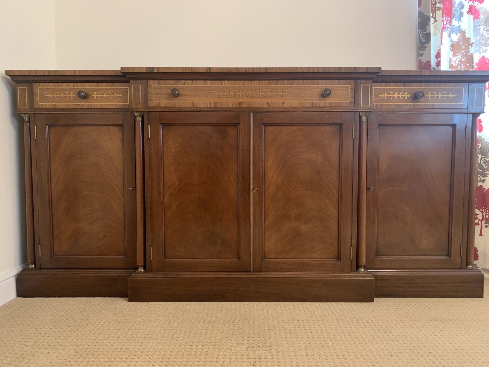Superior Quality Georgian Style Reproduction Sideboard, From 1970s/1980s
