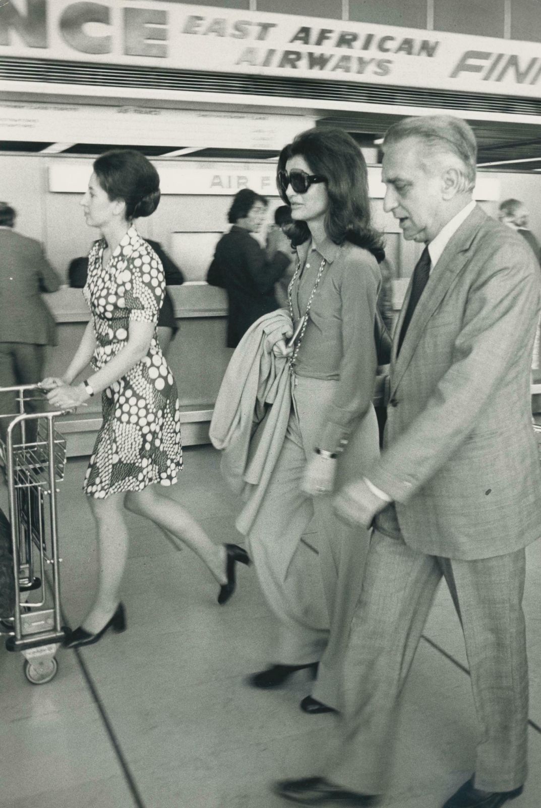 Michel Giniès Jackie O. Auf Dem Flughafen, Paris, Frankreich  1970s
