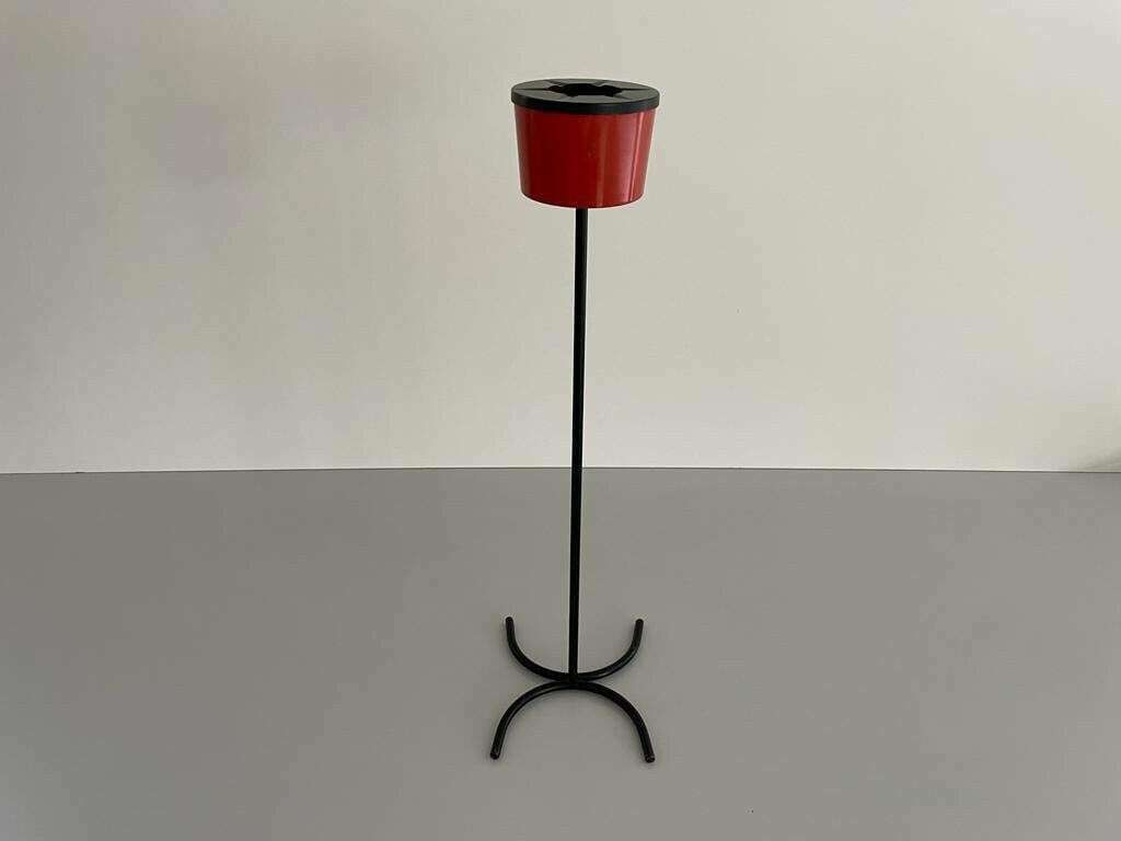 Red And Black Metal Italian Design Unusual Floor Ashtray With Arc Foots, 1970s photo furniture