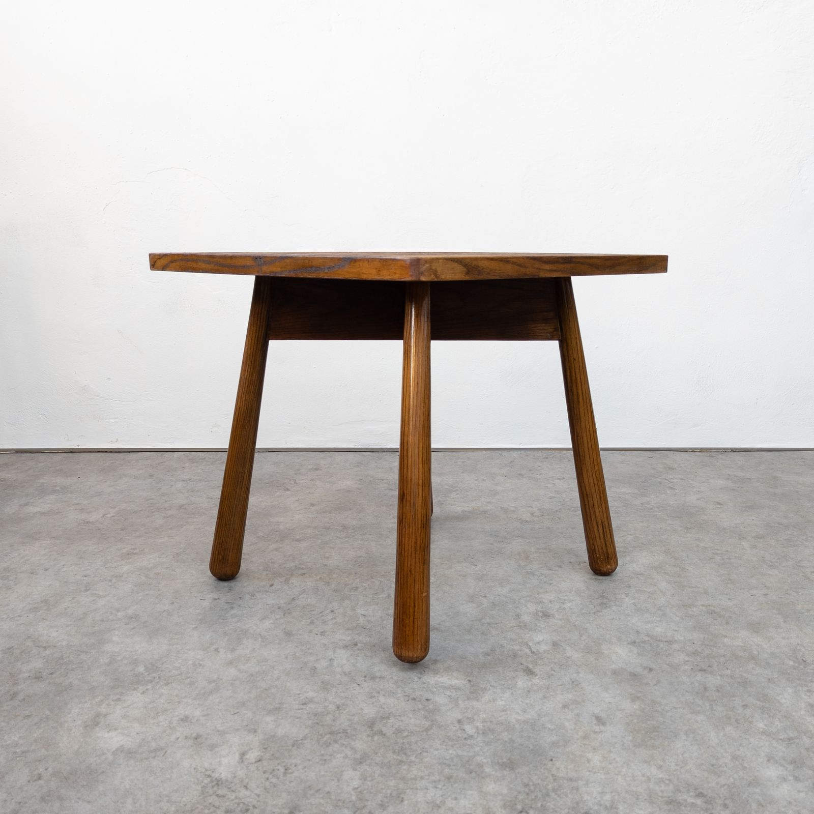 photo furniture Modernist Oak Side Table By Jan Vaněk For Krásná Jizba