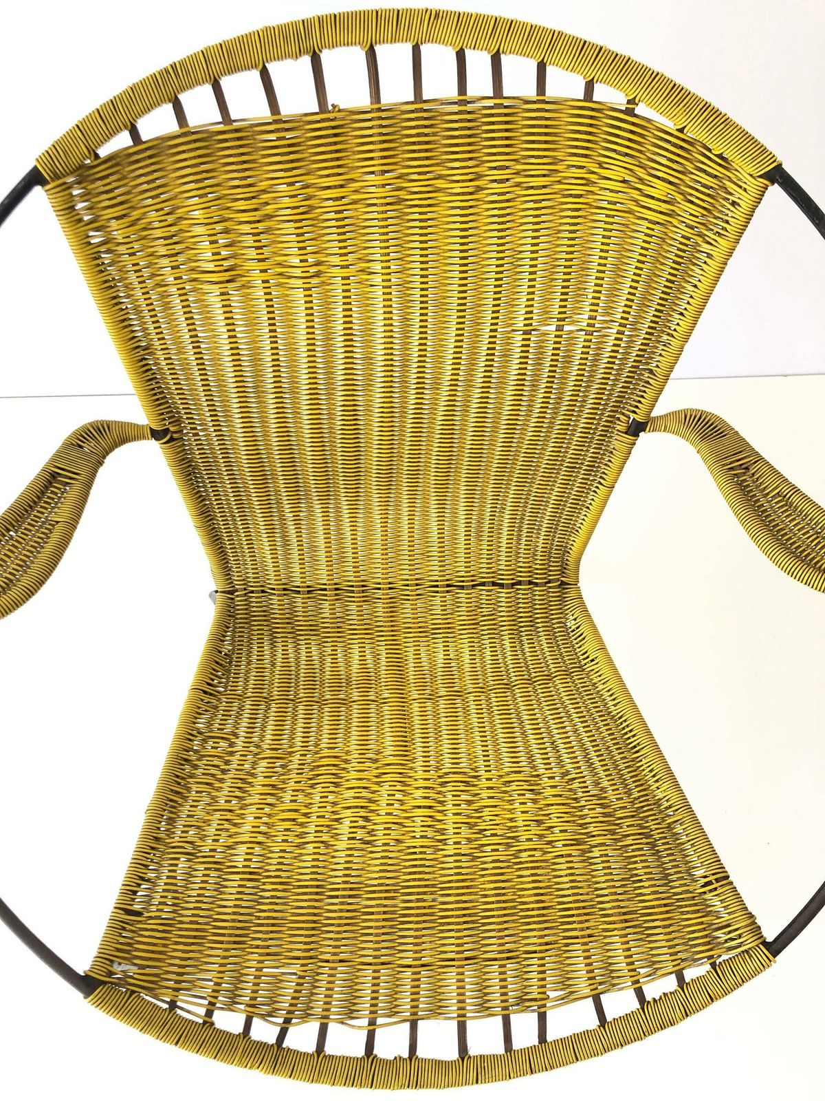 Iconic Italian Yellow Spaghetti Circle Design Relax Chair, 1970s, Italy photo vintage