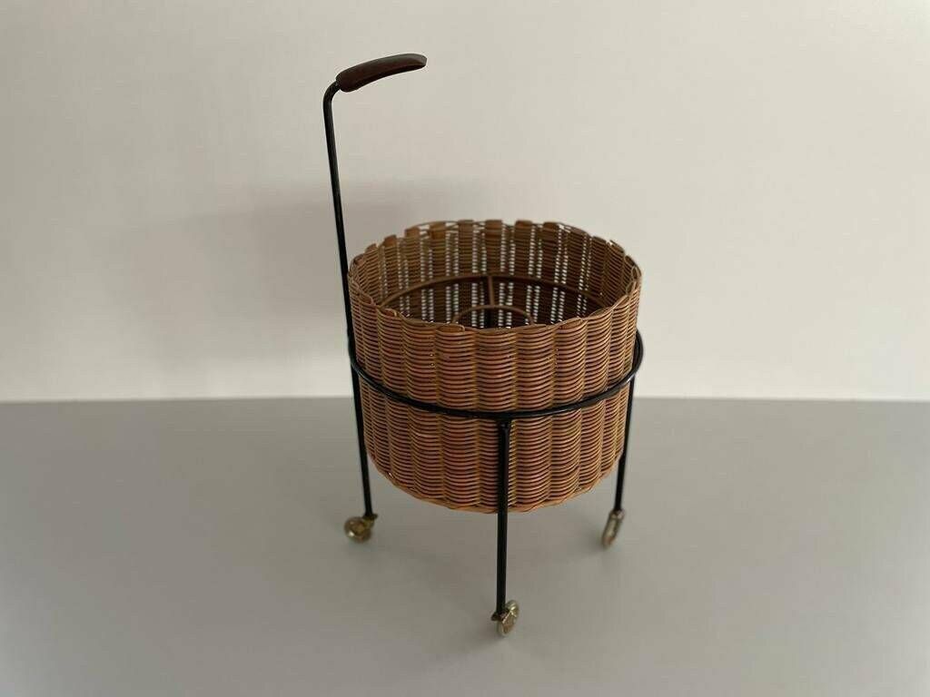 Wicker And Black Metal Round Serving Bar Cart, 1960s, Germany