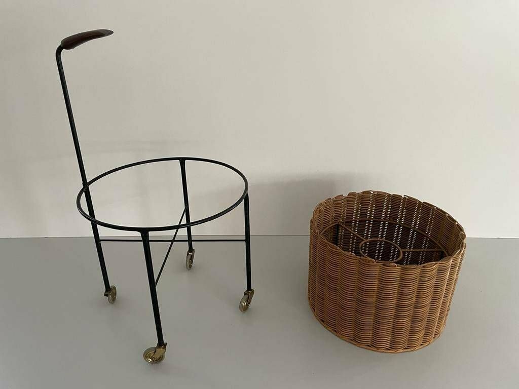 Wicker And Black Metal Round Serving Bar Cart, 1960s, Germany photo vinterior