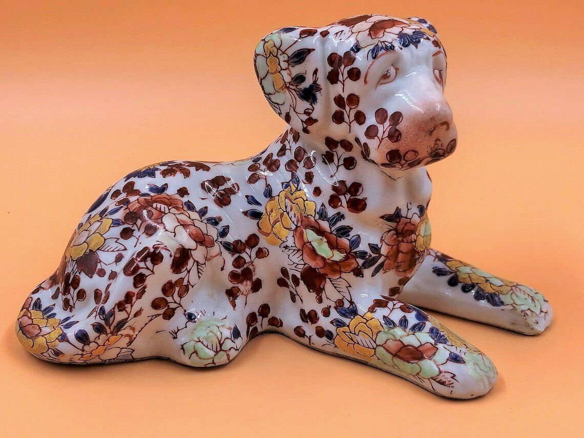 Signed Chinese Porcelain Hand Painted Imari Hound Dog By Yayou Zhen Cang.