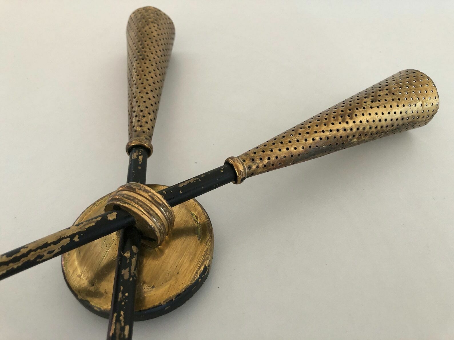 Mid Century Gold Metal Rare Single Sconce, 1950s, France photo 756.0