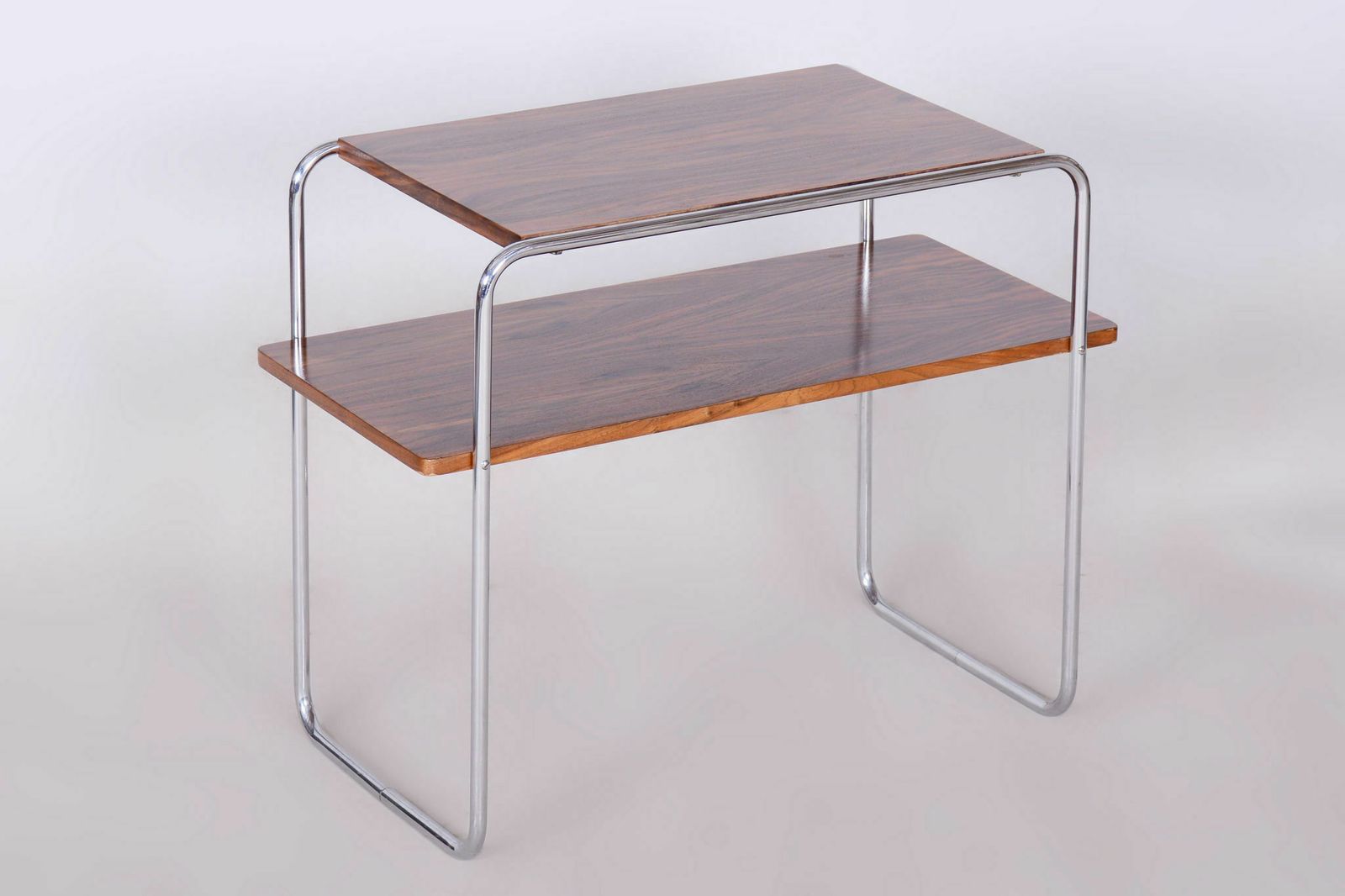 Restored Bauhaus Side Table, Hynek Gottwald, Walnut, Chrome Plated Steel, Revitalized Polish, Professionally Cleaned Chrome, Czechia, 1930s