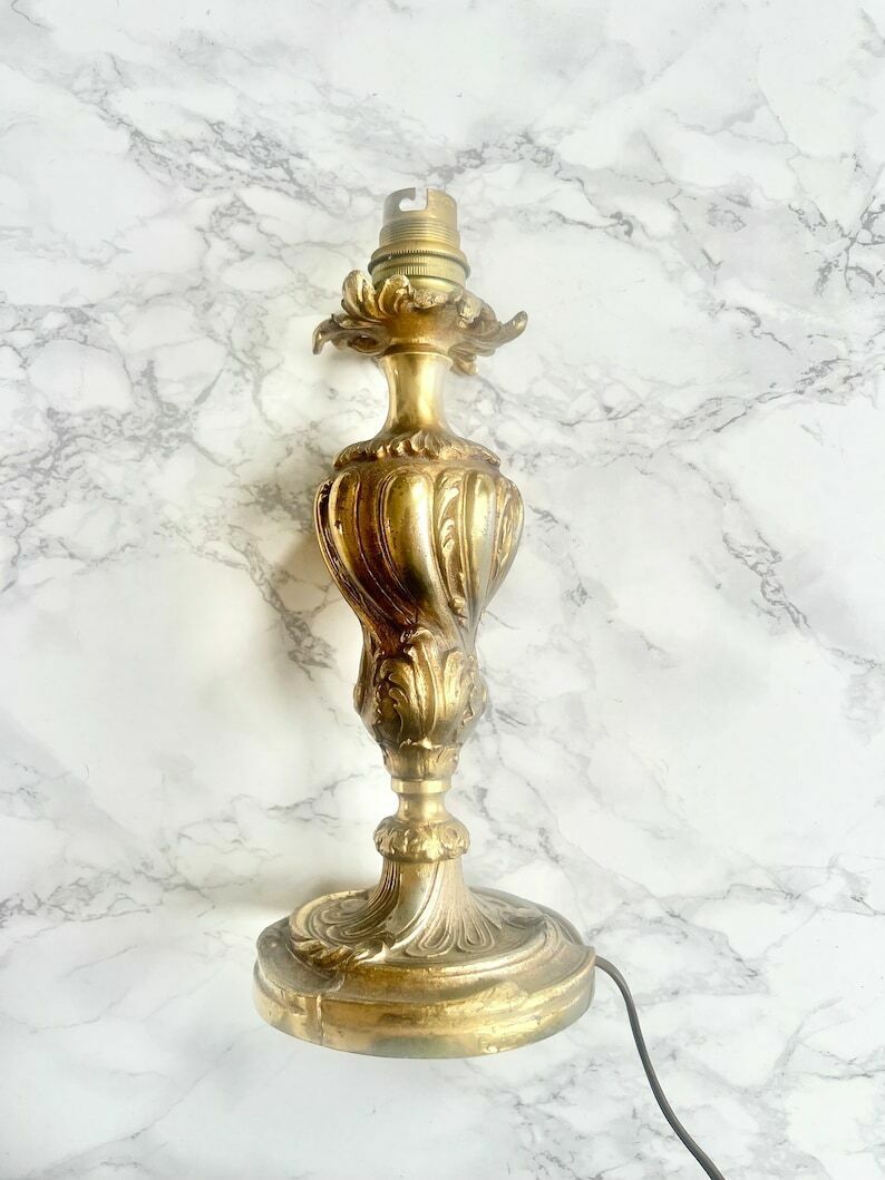 Old French Decorative Solid Bronze Lamp Foot Rococo Style Chateau Touch Golden Parisian Unique Bedroom Living Room Versailles Light photo furniture