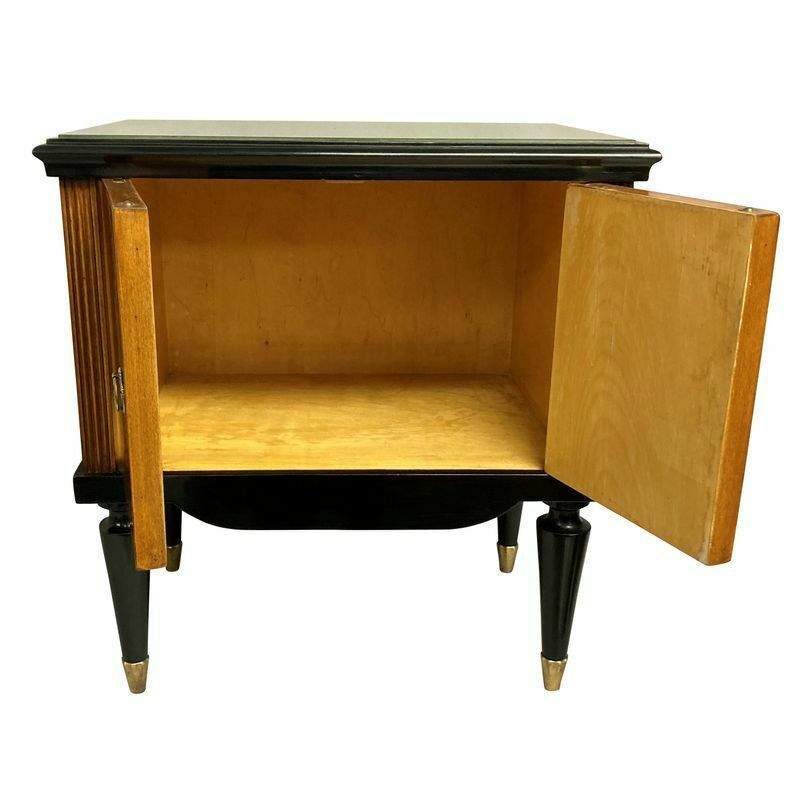 A Pair Of Mid Century Italian Night Stands photo 1711.0