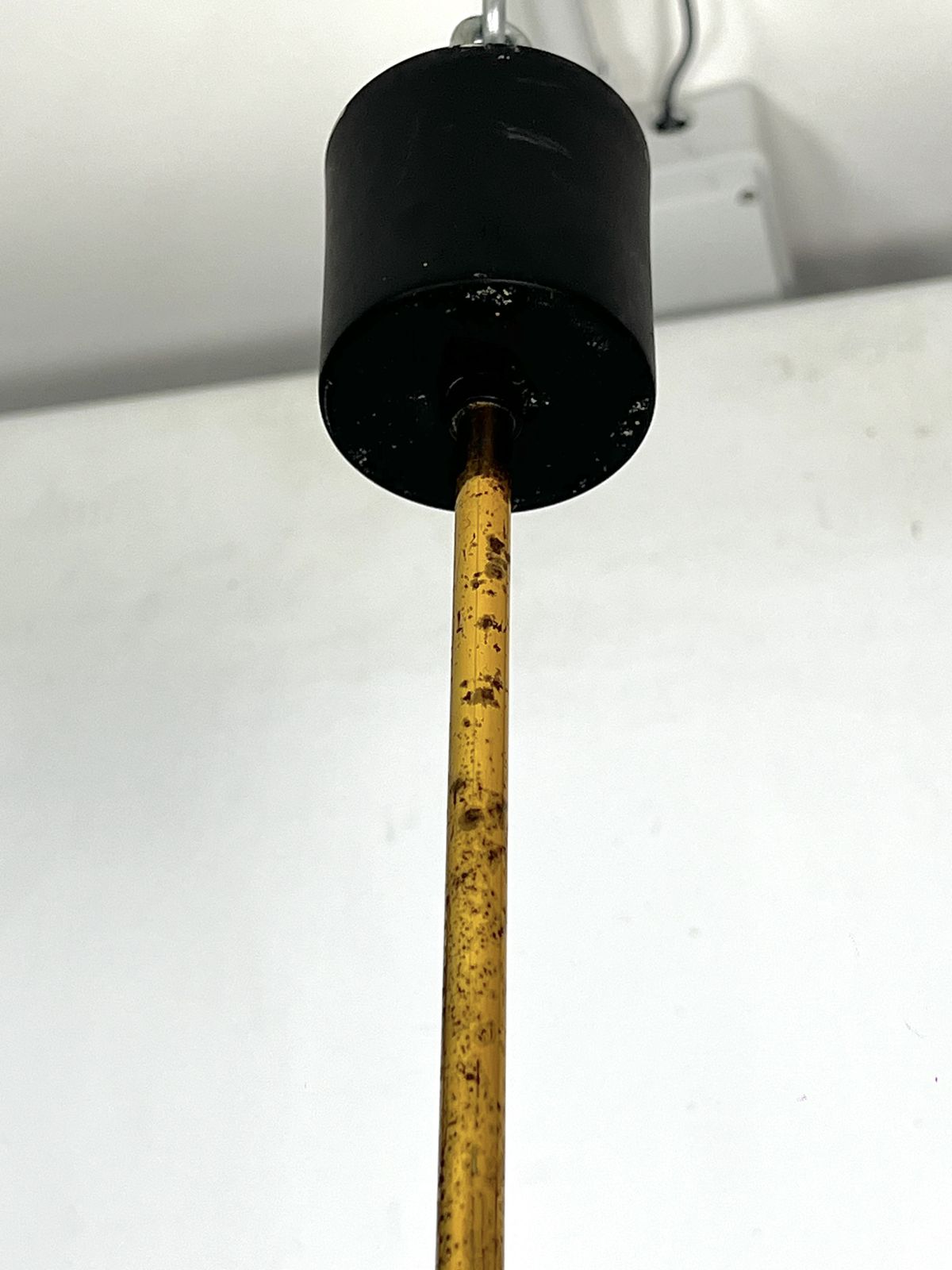 photo vinterior Mis Century Stilnovo Pendant With Three Lights. Italy 1950s