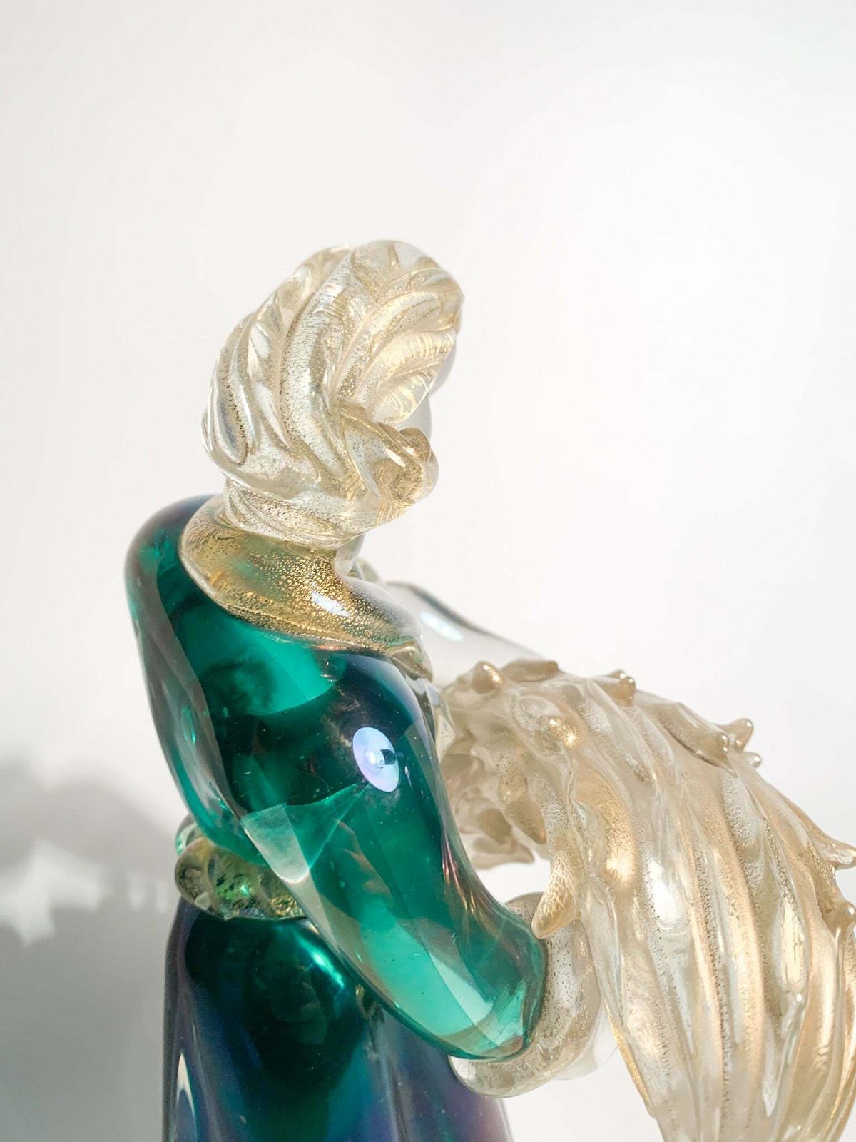 Iridescent Murano Glass Sculpture With Gold Leaves By Archimede Seguso, 1940s photo vinterior