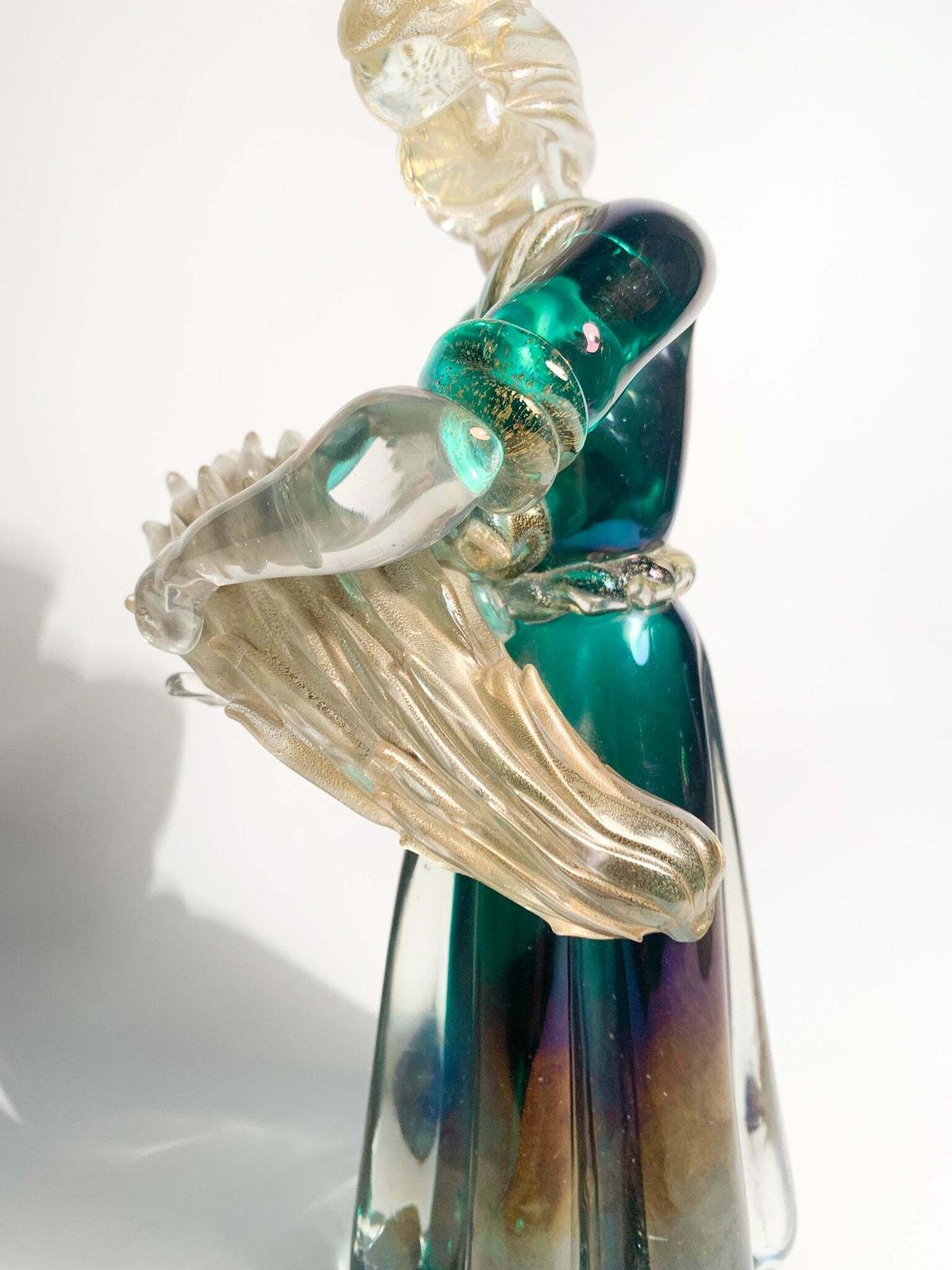 466.25 Iridescent Murano Glass Sculpture With Gold Leaves By Archimede Seguso, 1940s photo