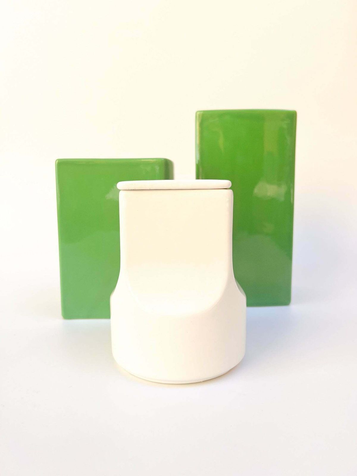 White Gabbianelli Ceramic Vase By Franco Bettonica, 1970s photo for sale