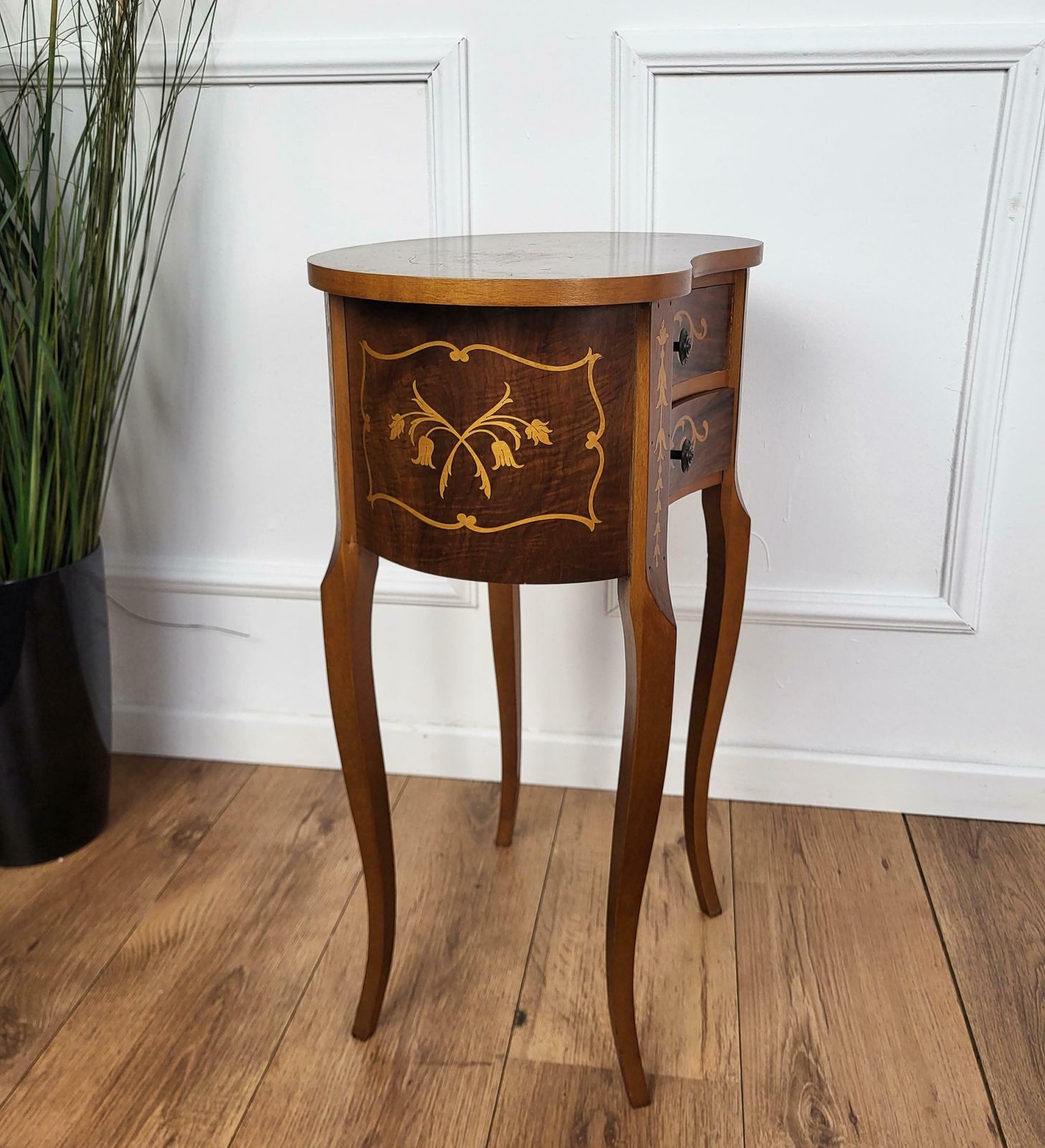 Italian Antique Marquetry Kidney Shaped Walnut Side Table With Two Drawers photo 1067.0