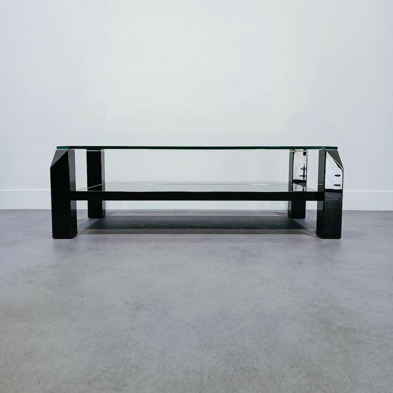 photo furniture Belgo Chrom Black Coffee Table