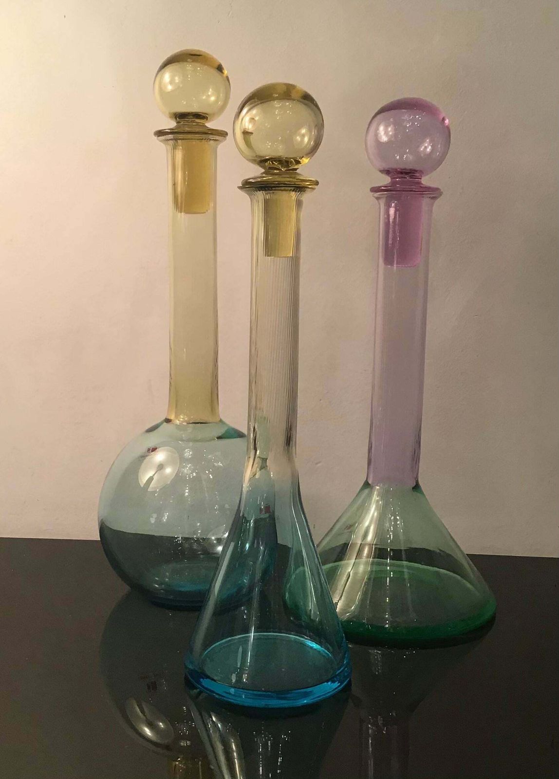 Carlo Moretti Set Of 3 Red White Rose' Wine Bottles Murano Glass 1970 Italy photo furniture