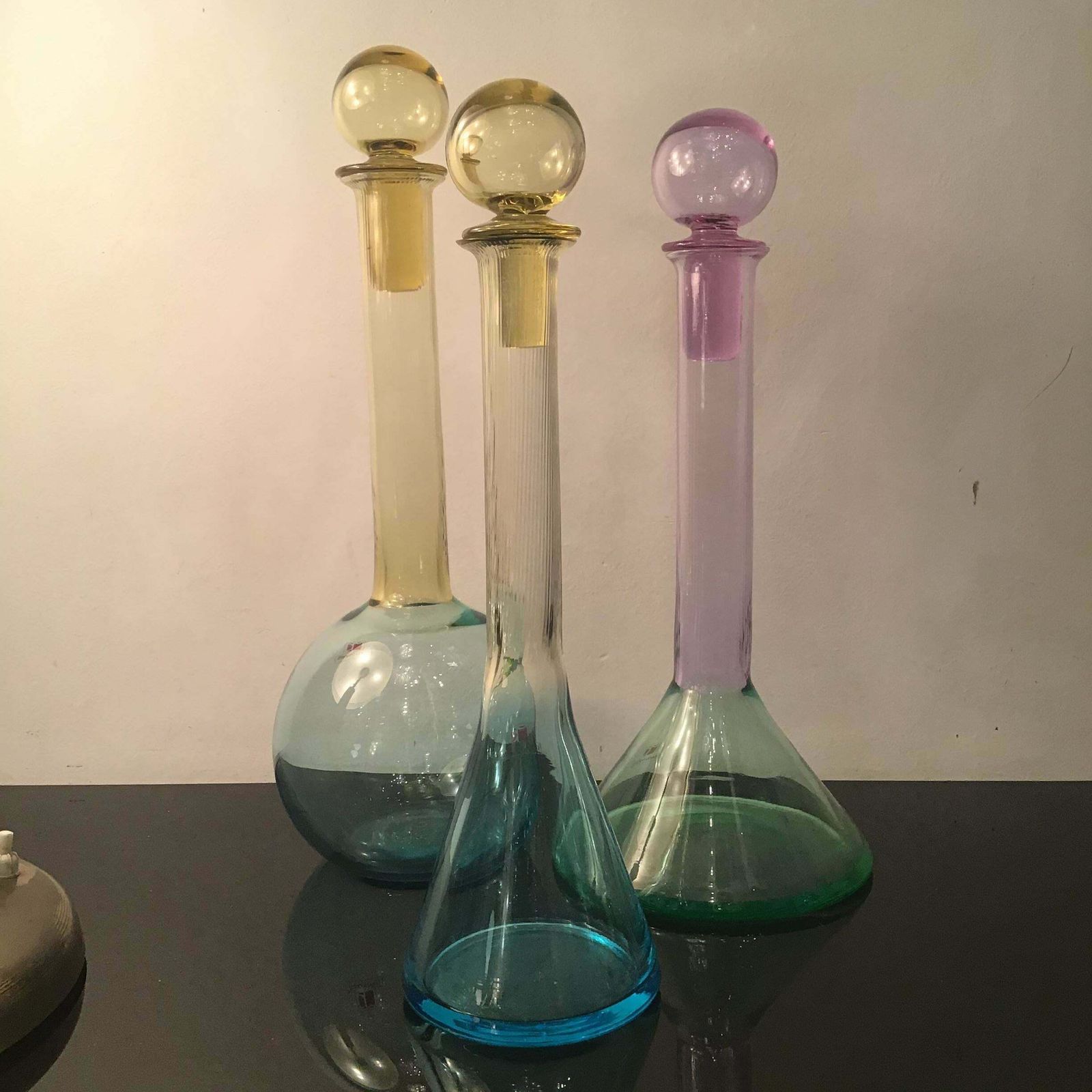 1155.0 Carlo Moretti Set Of 3 Red White Rose' Wine Bottles Murano Glass 1970 Italy photo
