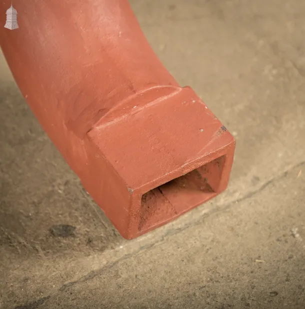 Running Outlet Offset Swan Neck, Dragon Head Design Downpipe Joints, Cast Iron Finished In Red Oxide Paint photo 420.0