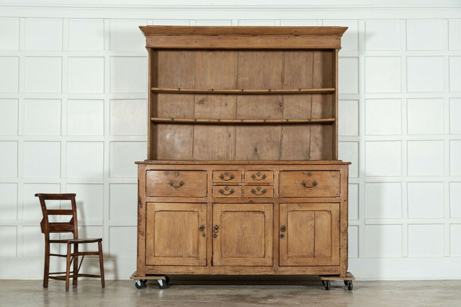 Large 19thc English Pine Dresser photo for sale