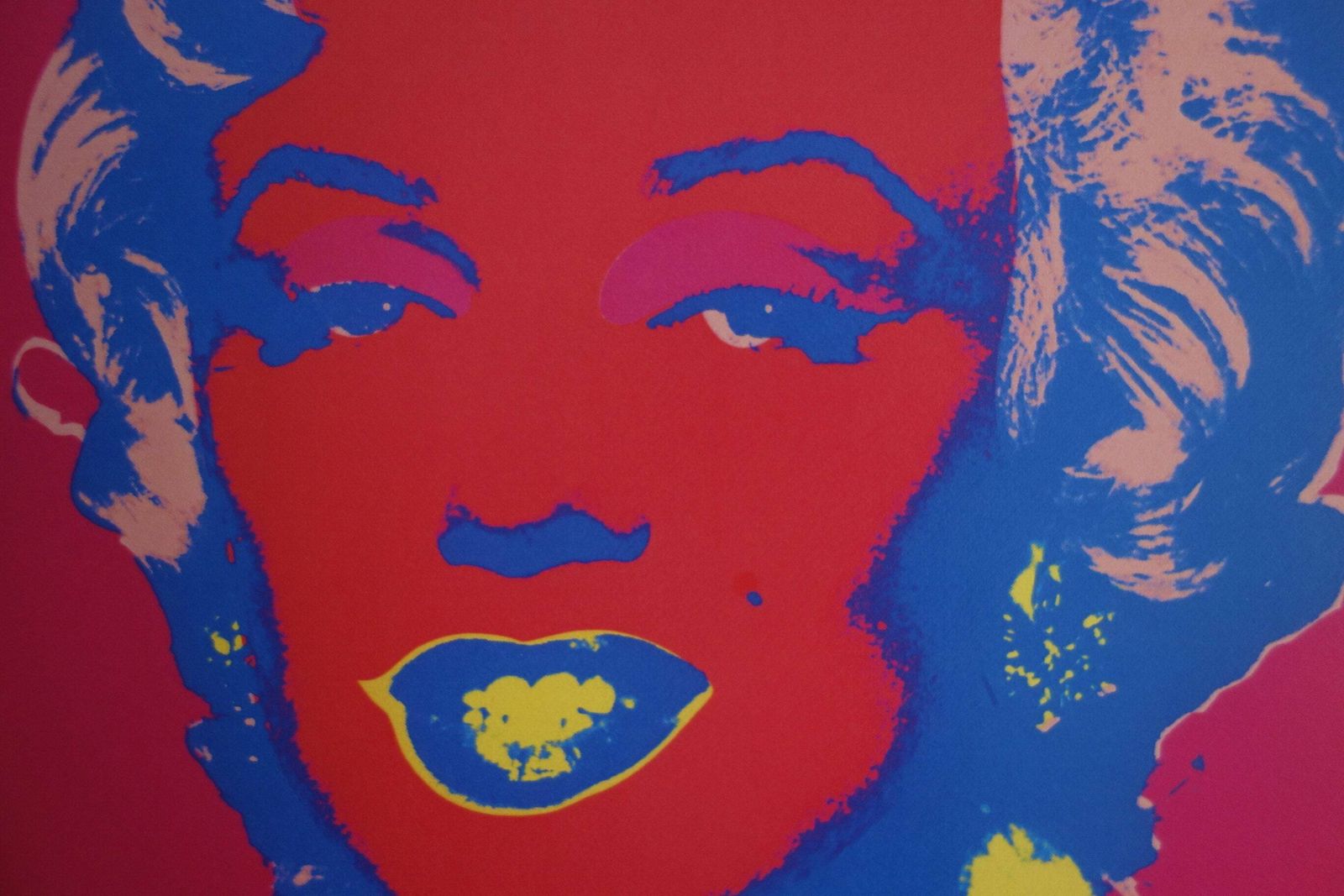 Fine Pop Art Limited Edition Print – Marylin Monroe, Andy Warhol, Signed & Numbered photo furniture