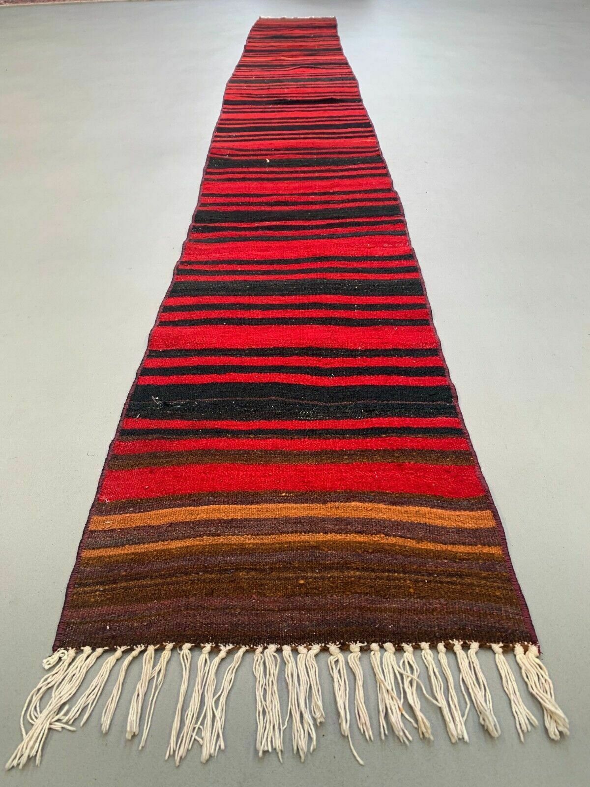 Old Turkish Narrow Kilim Runner 380x45 Cm Shabby Chic, Vintage Kelim photo furniture