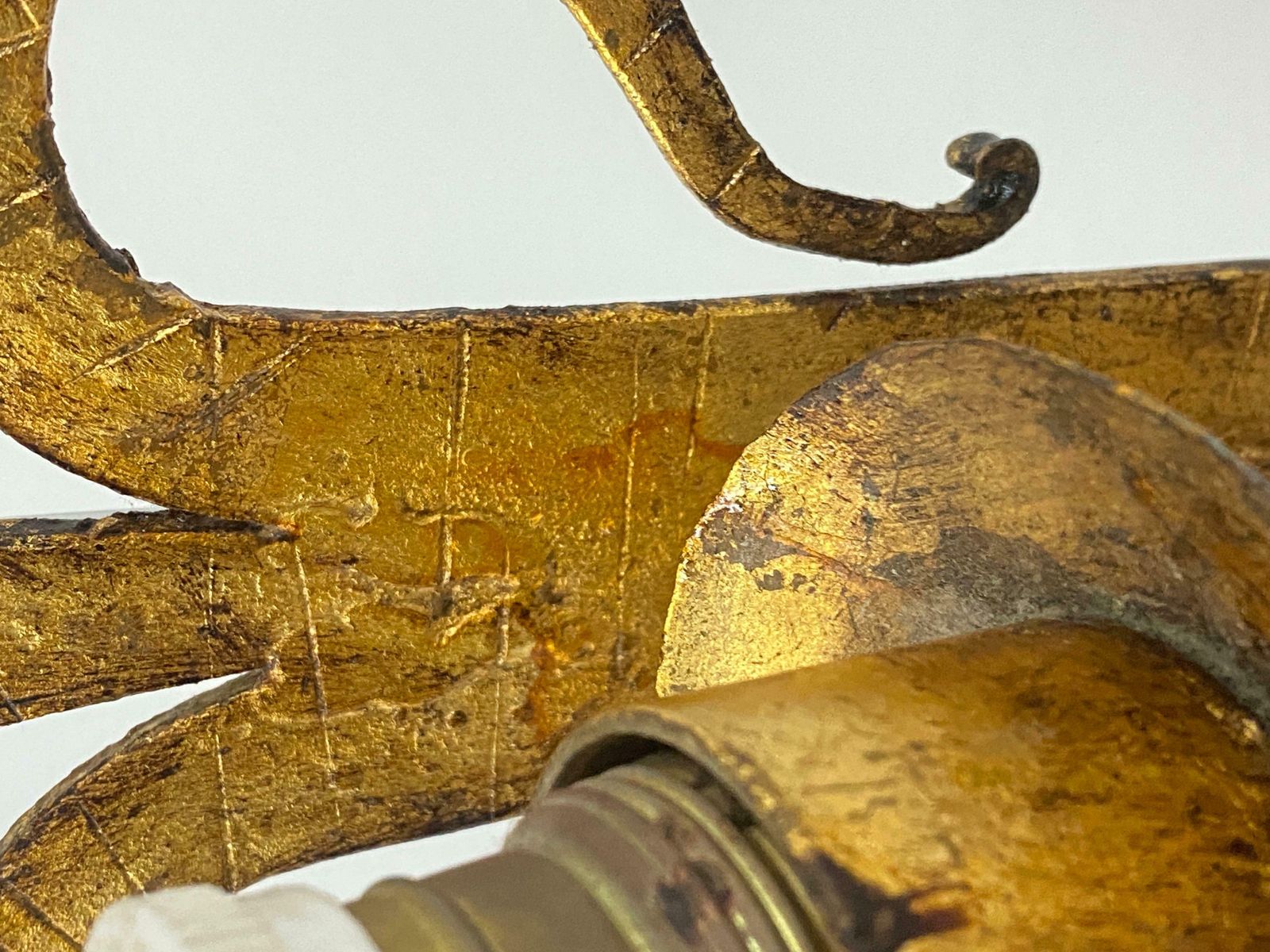 photo vinterior Pair Of Vintage Iron French Sconces Gold Color 20th Century