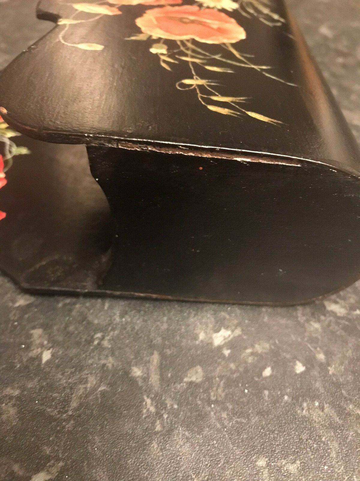 Beautiful Antique Georgian Papier Mâché Letter/Wall Pouch ‘Poppies And Daisies ‘. Superb. photo Home Decor