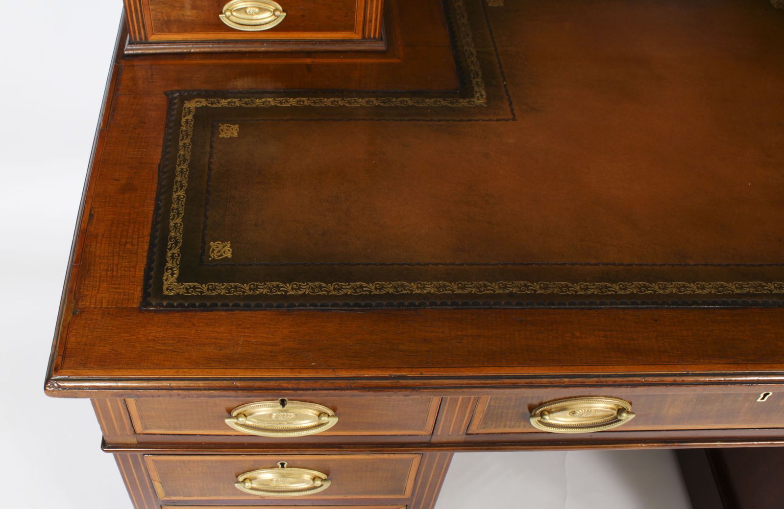photo furniture Victorian Inlaid Mahogany Desk  19th C
