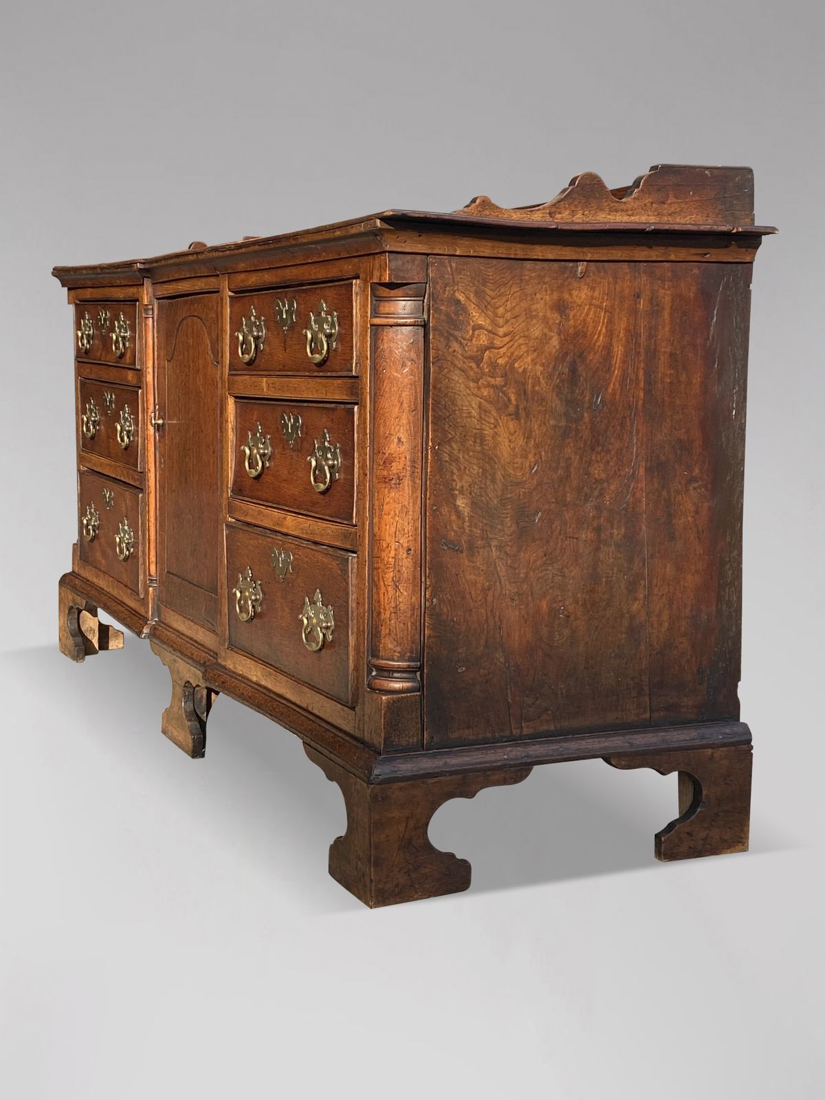 18th Century Lancashire Oak Dresser Base photo vintage