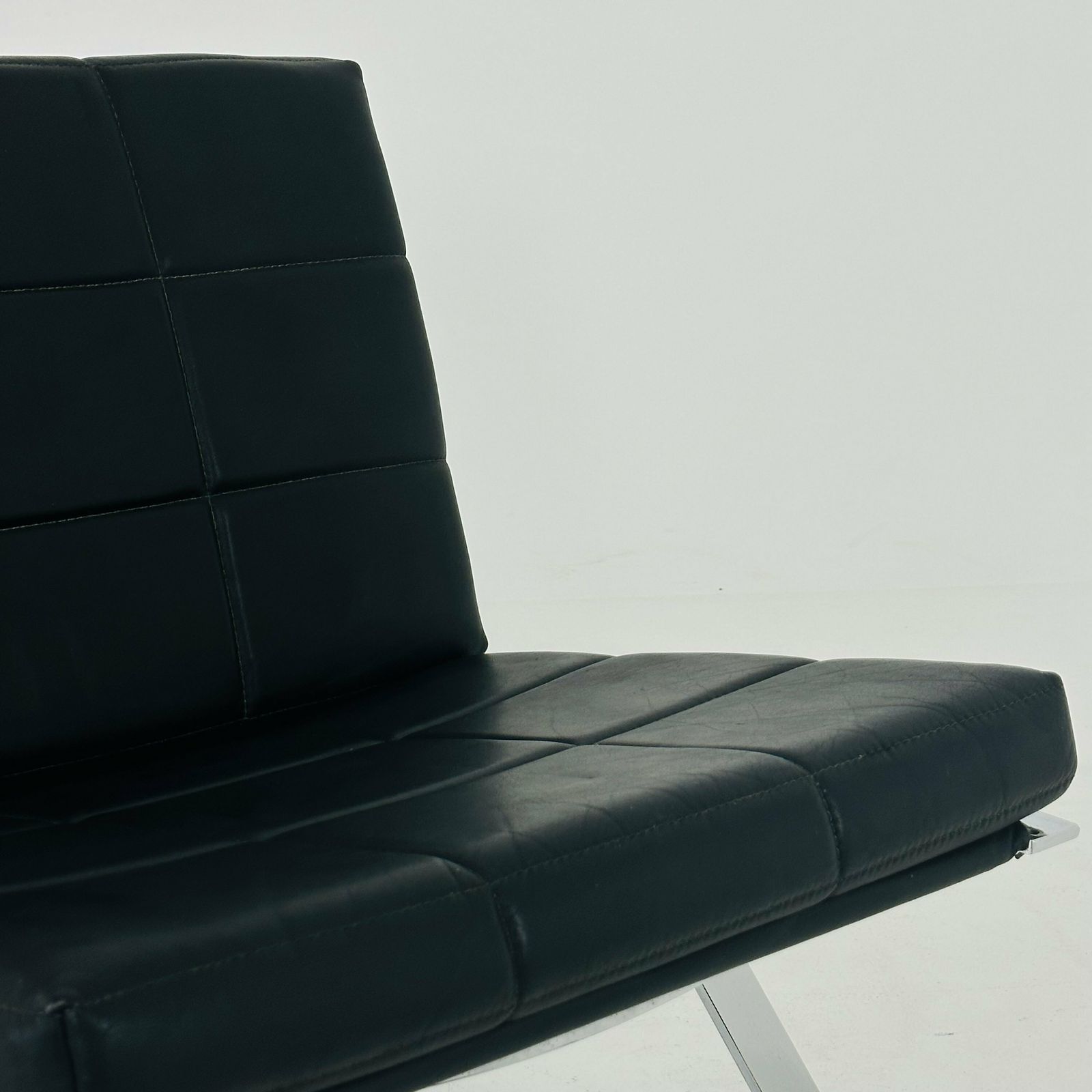 photo furniture Mid Century Leather Lounge Euro Chair By Hans Eichenberger For Girsberger   1960s Switzerland