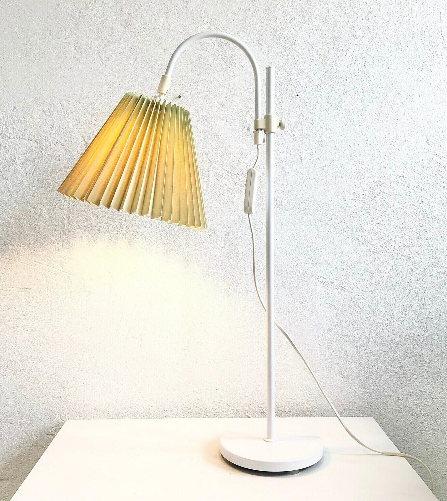 Danish Vintage Minimalist Mid Century Table Lamp In White Painted Metal With Pastel Green Pleated Shade photo furniture