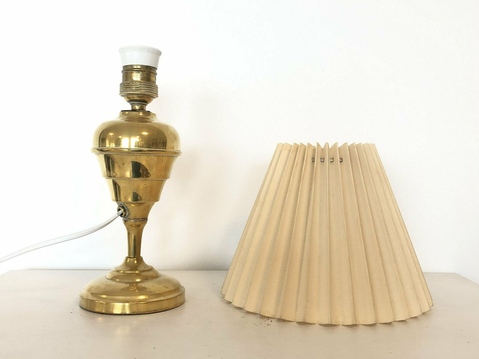 Danish Beautiful Vintage Art Deco Table Lamp With Brass Base And Beige Pleated Shade photo vinterior