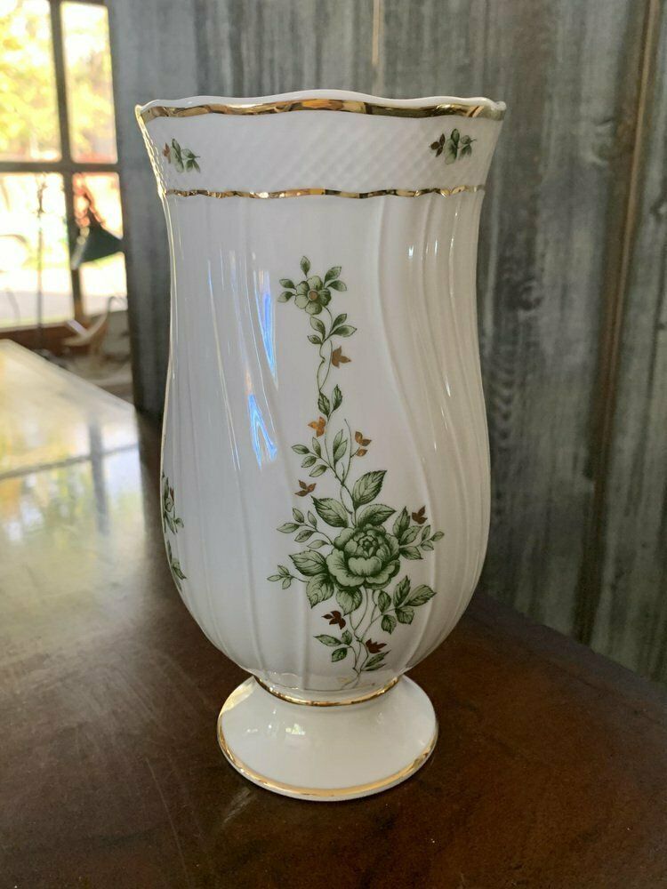 Hungarian Holhaza Porcelain Vase, 1980s photo 825.0