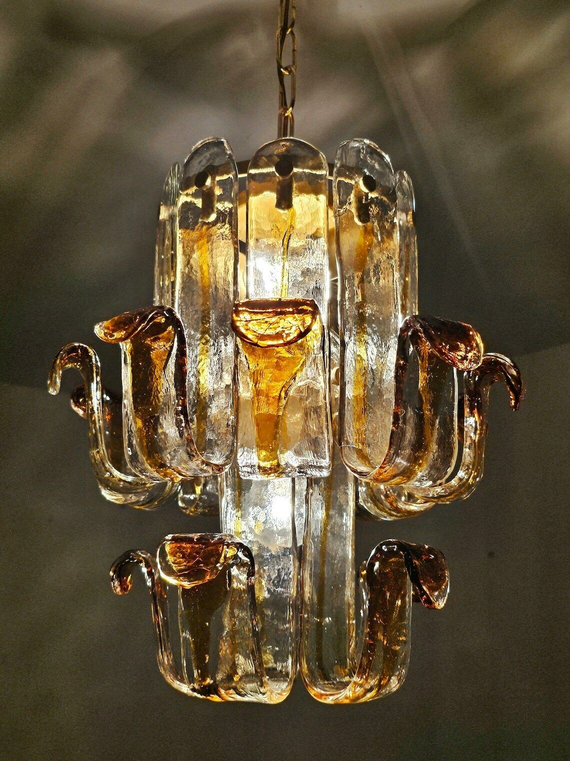Very Rare Mid Century Modern Amber Glass Chandelier Shaped As Flower By Toni Zuccheri For Av Mazzega // Made In Italy In 1960s