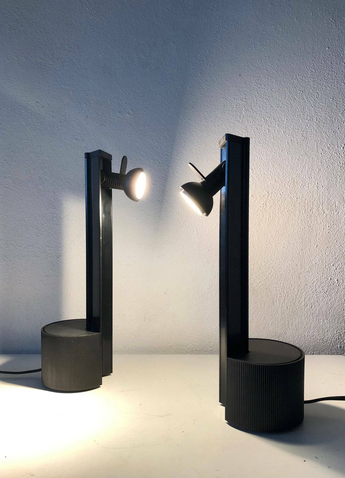 Pair Of Italian Postmodern Vintage Design 1980s Desklamps Model Colibri   Design By Albini + Helg + Piva
