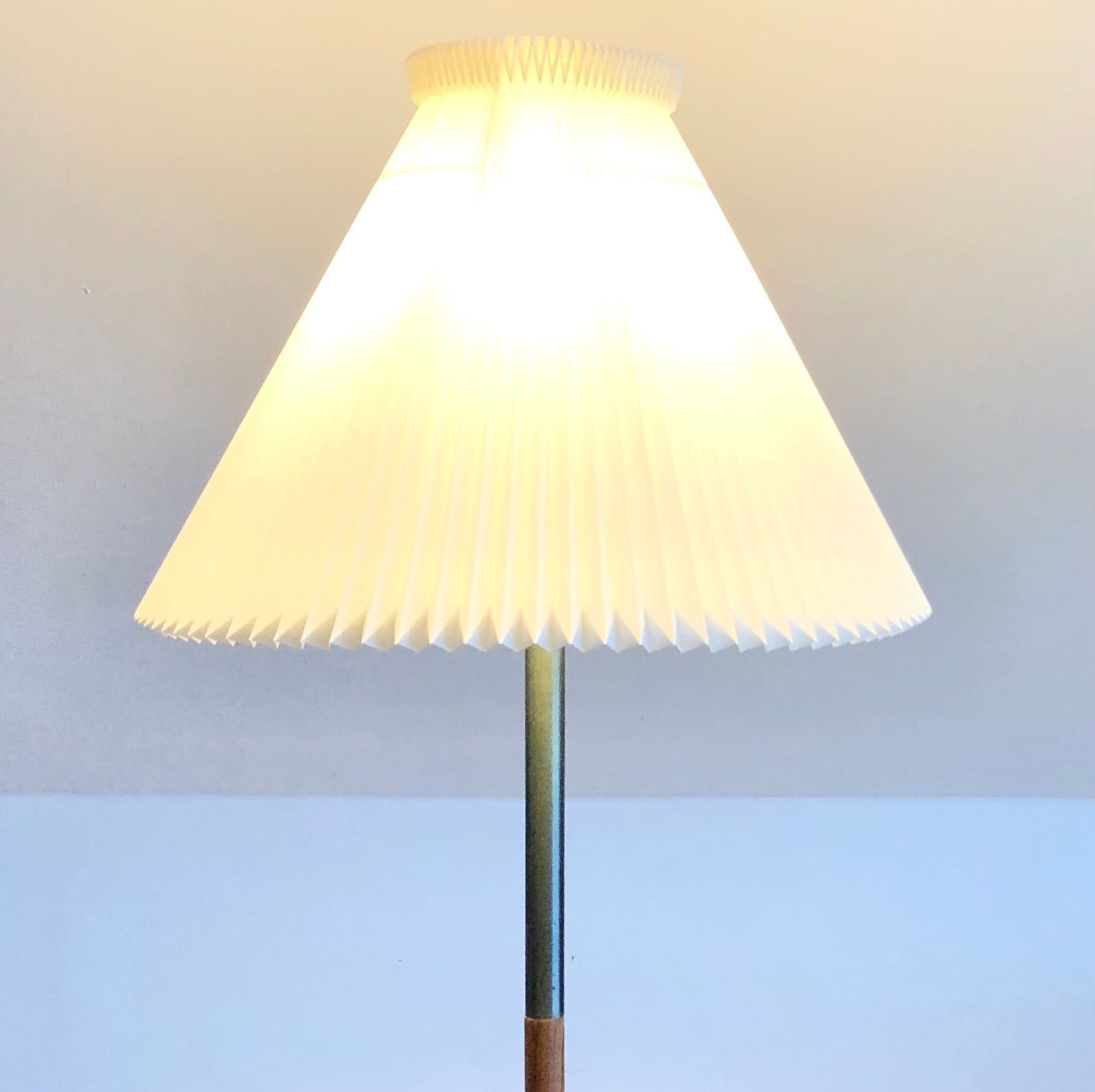 Exclusive Vintage Mid Century Danish Floor Lamp In Metal With Teak Wood Details And Large Original Le Klint White Pleated Shade