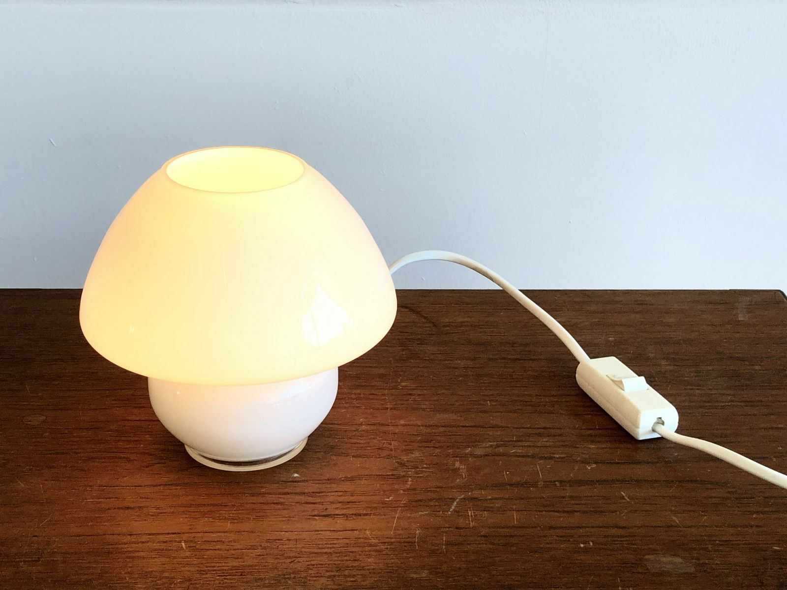 Danish Vintage Small Mushroom Mid Century Table Lamp In Minimalist White Glass With Cozy Glow   Design By Odreco Belysning photo vinterior
