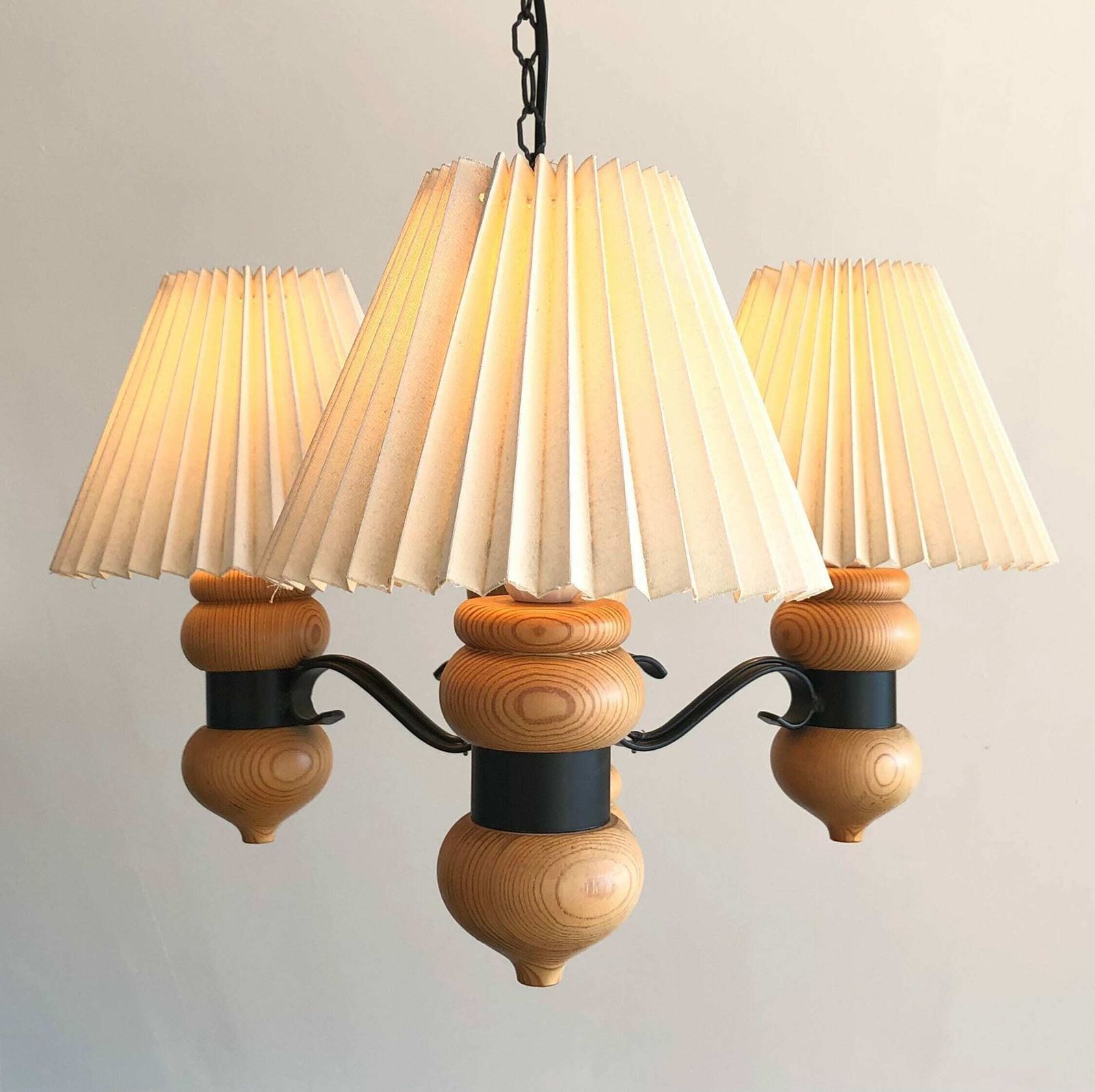 Gorgeous And Cozy Danish Mid Century Vintage Pine Wood Three Armed Ceiling Lamp With Black Metal Details And White Pleated Fabric Shades