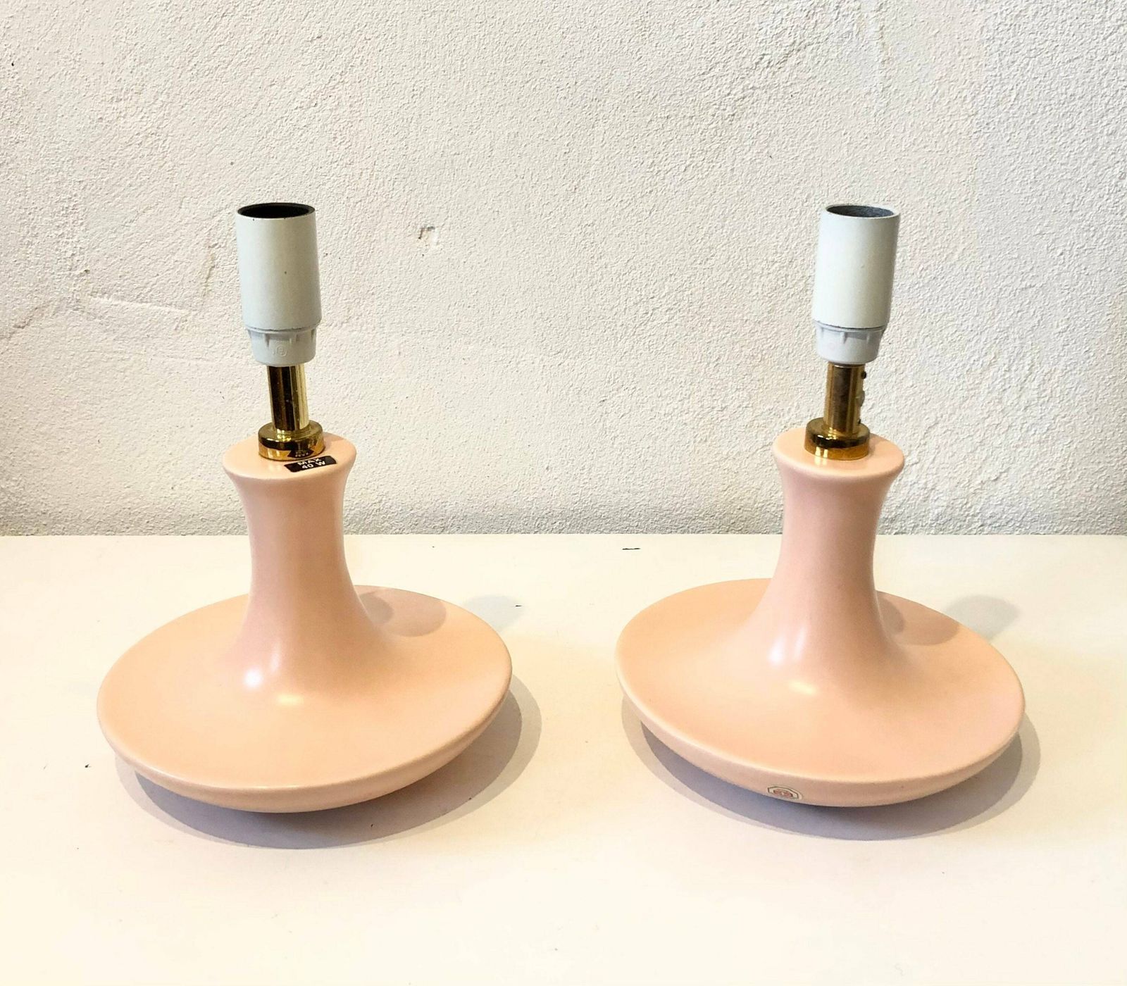 Pair Of Mid Century Pastel Pink Table Lamps In Organic Shape And Modernist Design By Odreco photo 221.0