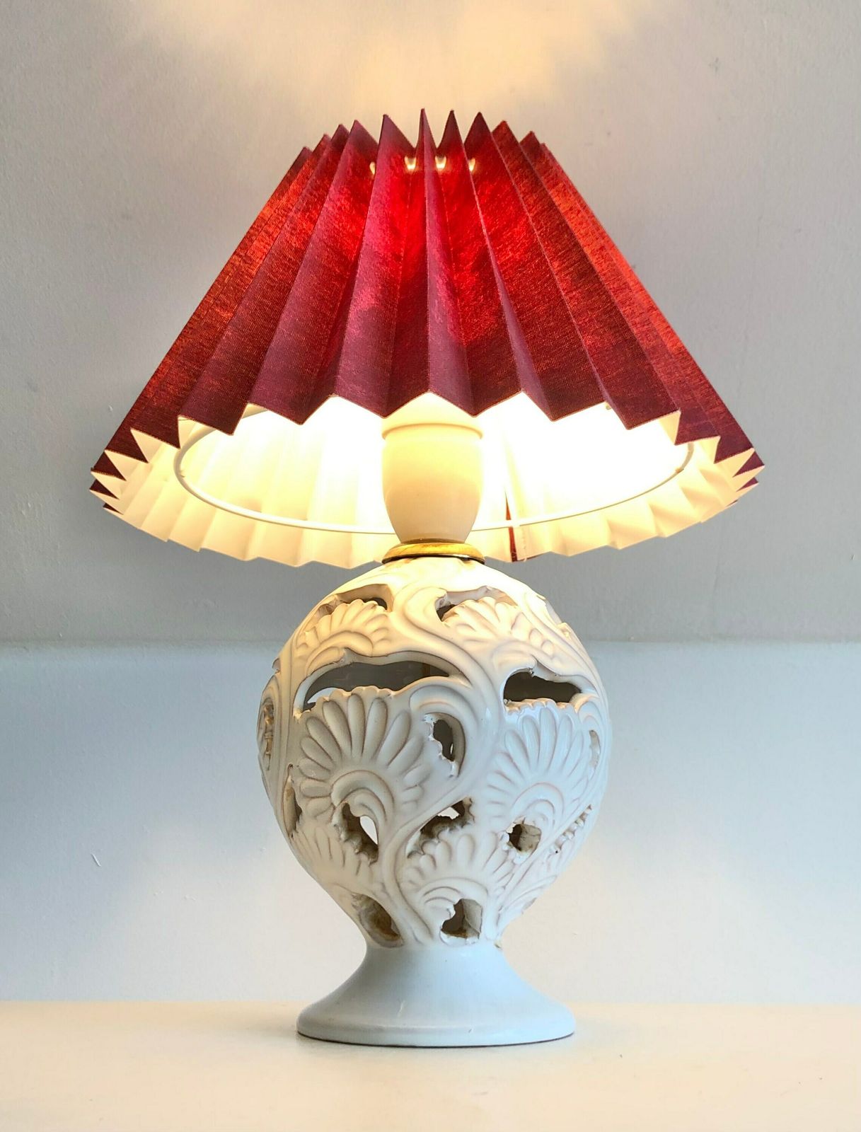 Danish Art Deco Ceramic White Glaze Table Lamp With Beautiful Organic Carved Pattern And Dark Rose Fabric Pleated Shade photo furniture