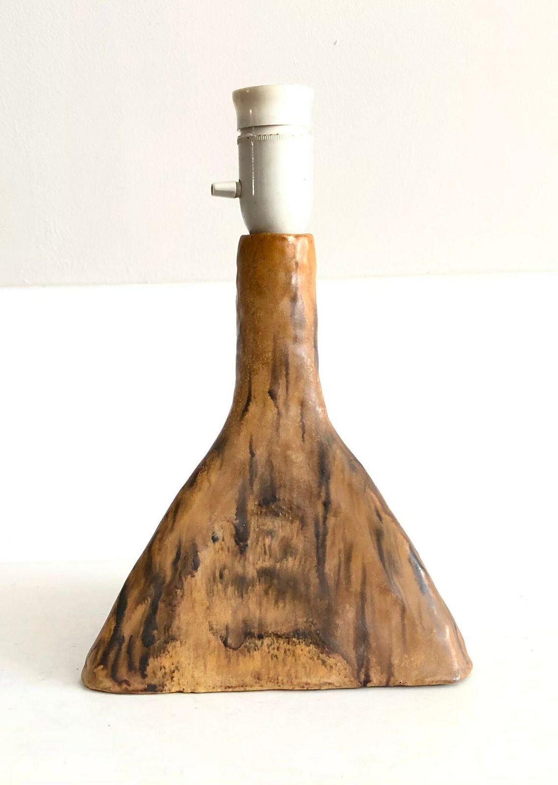 Danish Mid Century Stoneware Sculptural Table Lamp In Triangle Shape With Black And Brown Glaze In Modernist Artistic Design photo Lighting