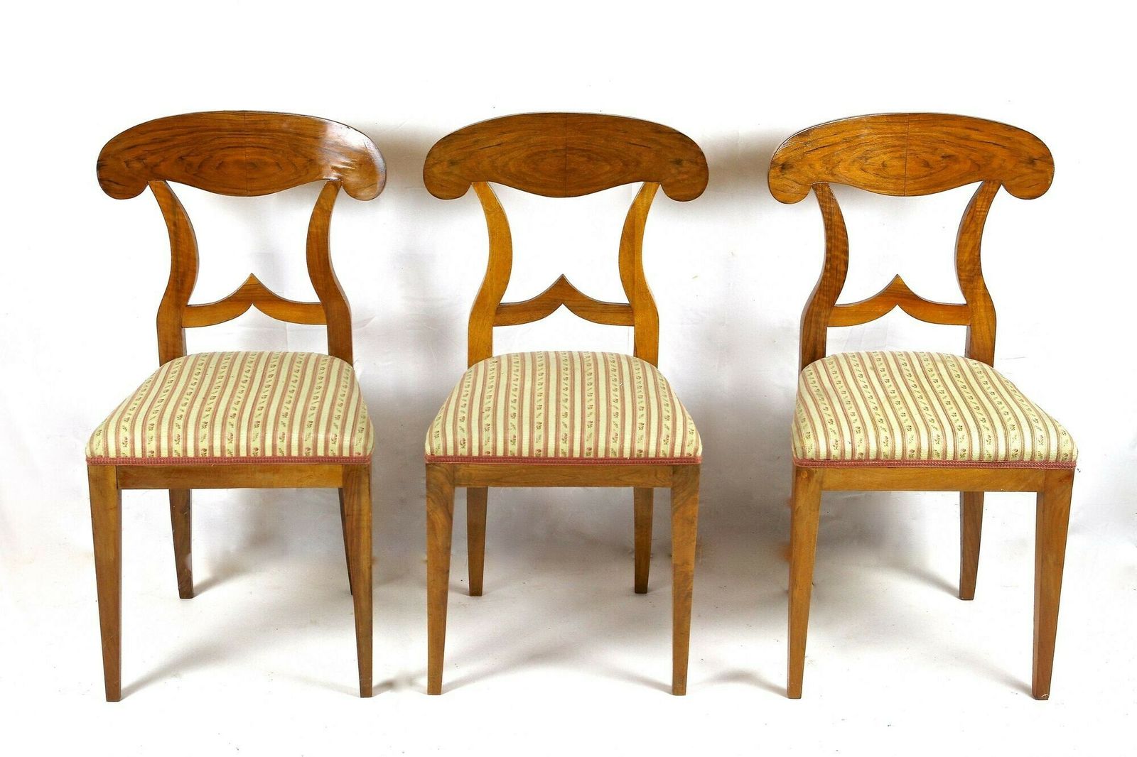 photo furniture Set Of 6 Biedermeier Nutwood Shovel Dining Chairs, 19th Century, At Ca. 1830